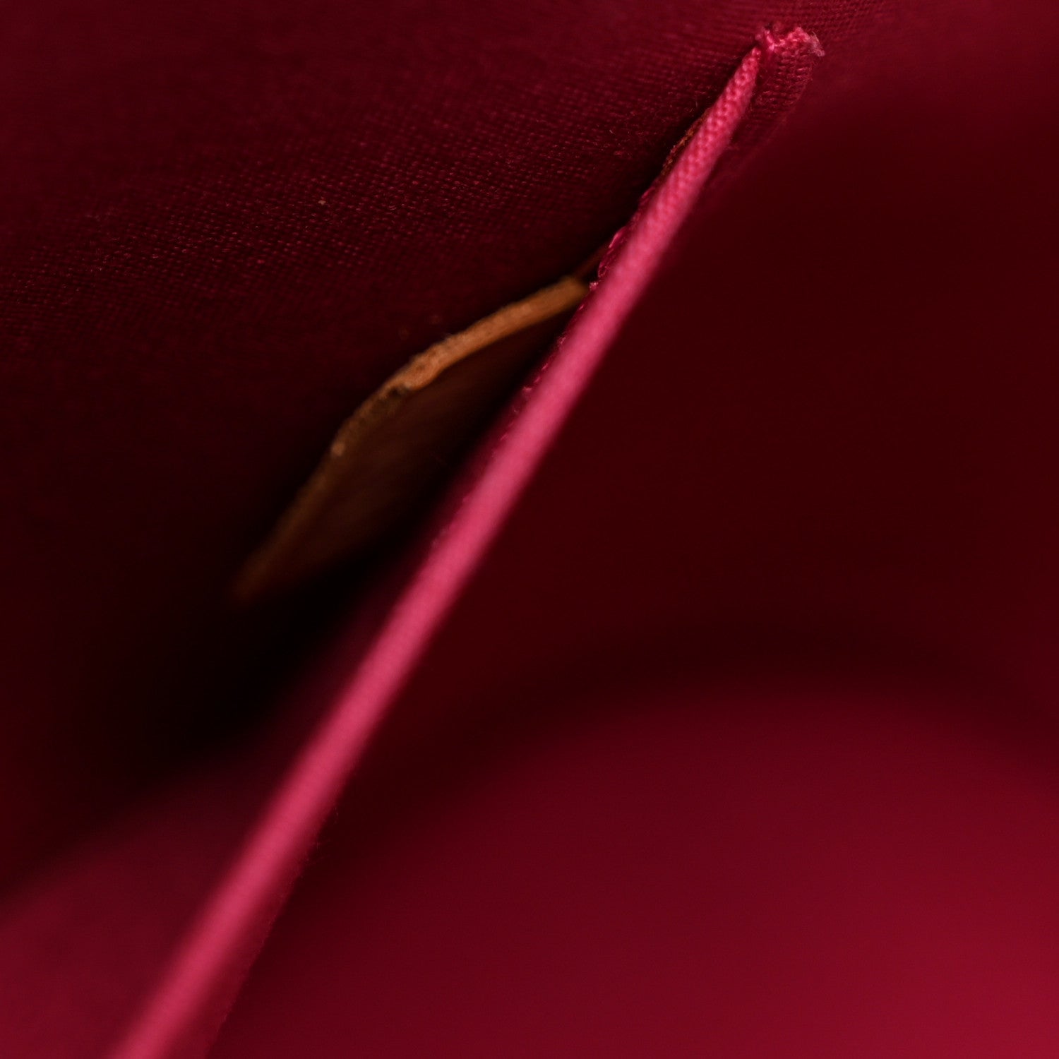 Louis Vuitton Vernis Alma BB Cherry 7 of 10