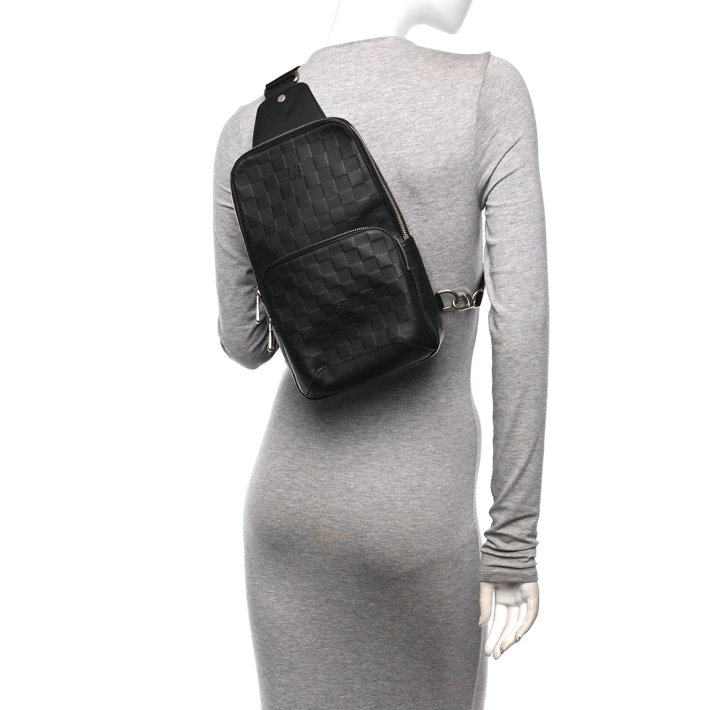 Damier Infini Avenue Sling Bag Onyx
