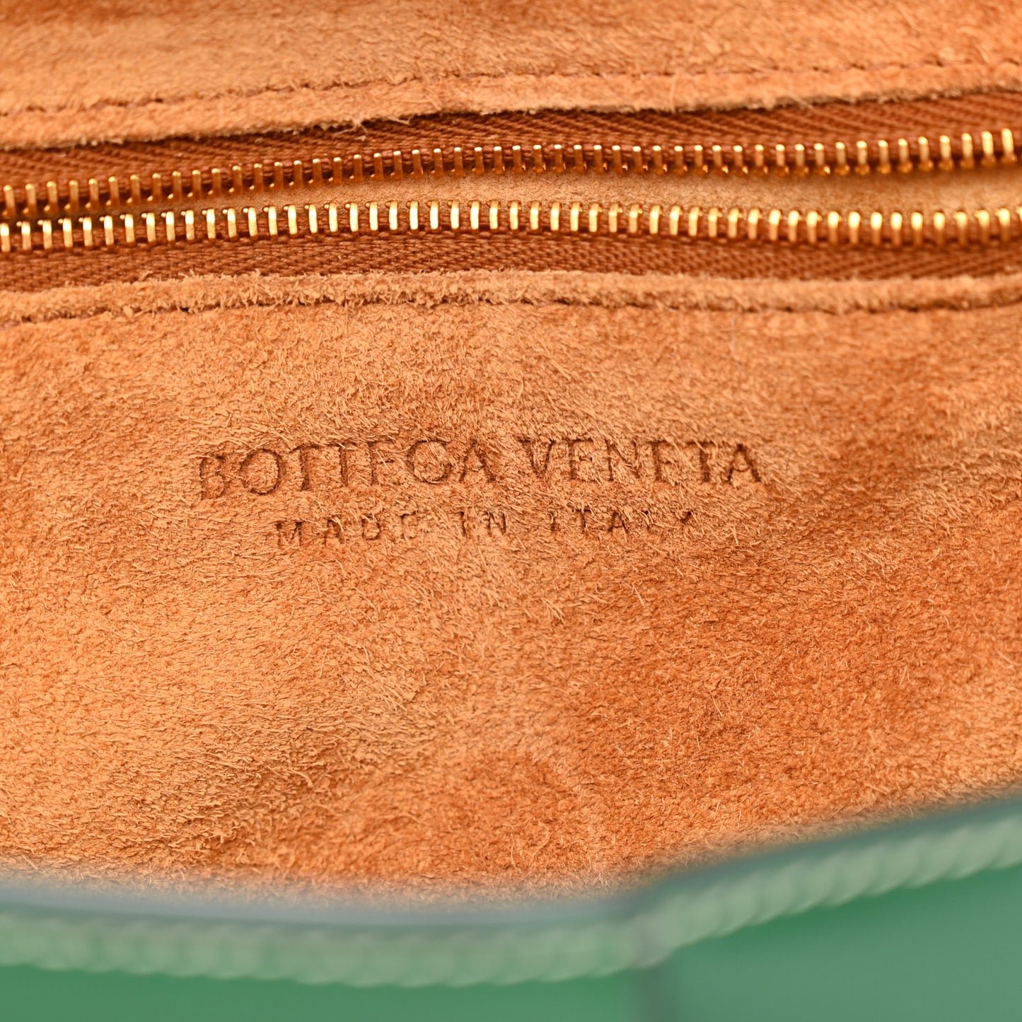 Calfskin Mini Maxi Intrecciato Arco Green
