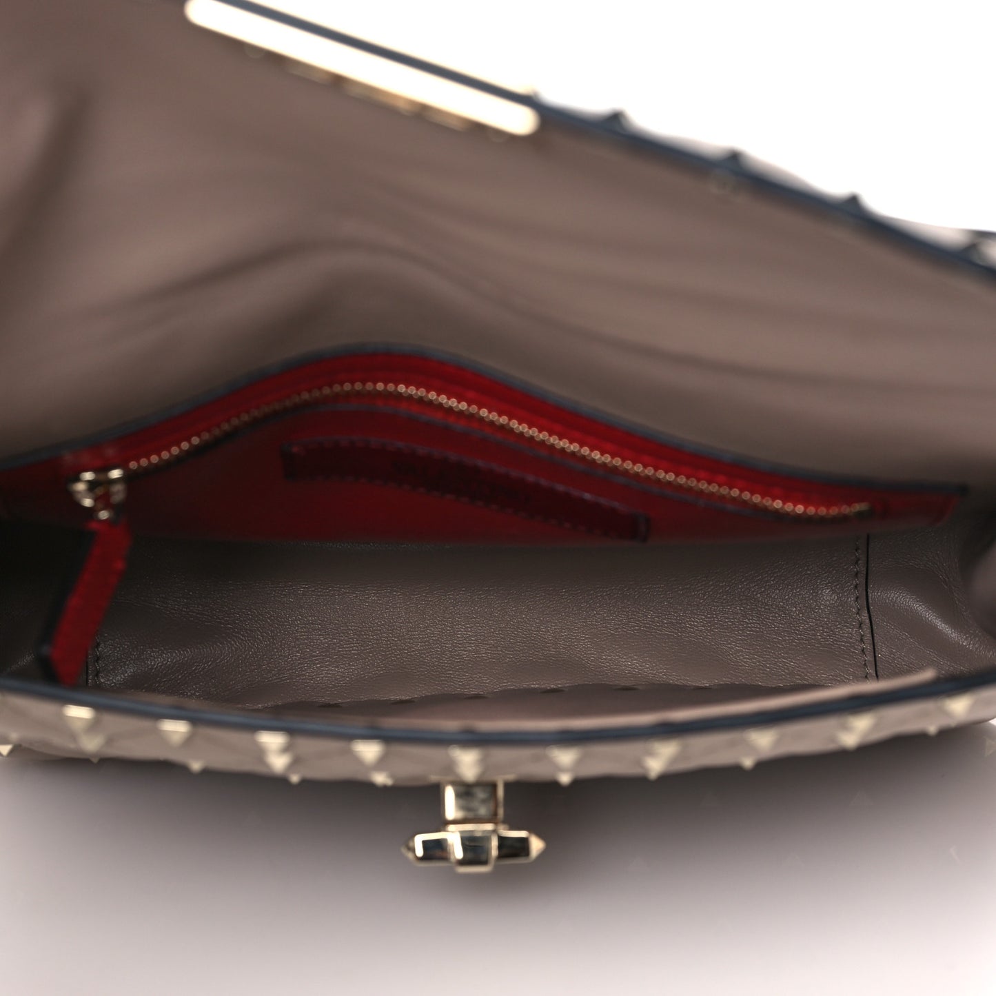 Lambskin Medium Rockstud Spike Shoulder Bag Poudre