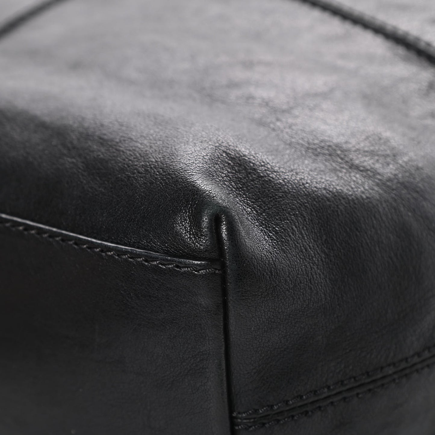 Lambskin Small Nightingale Black