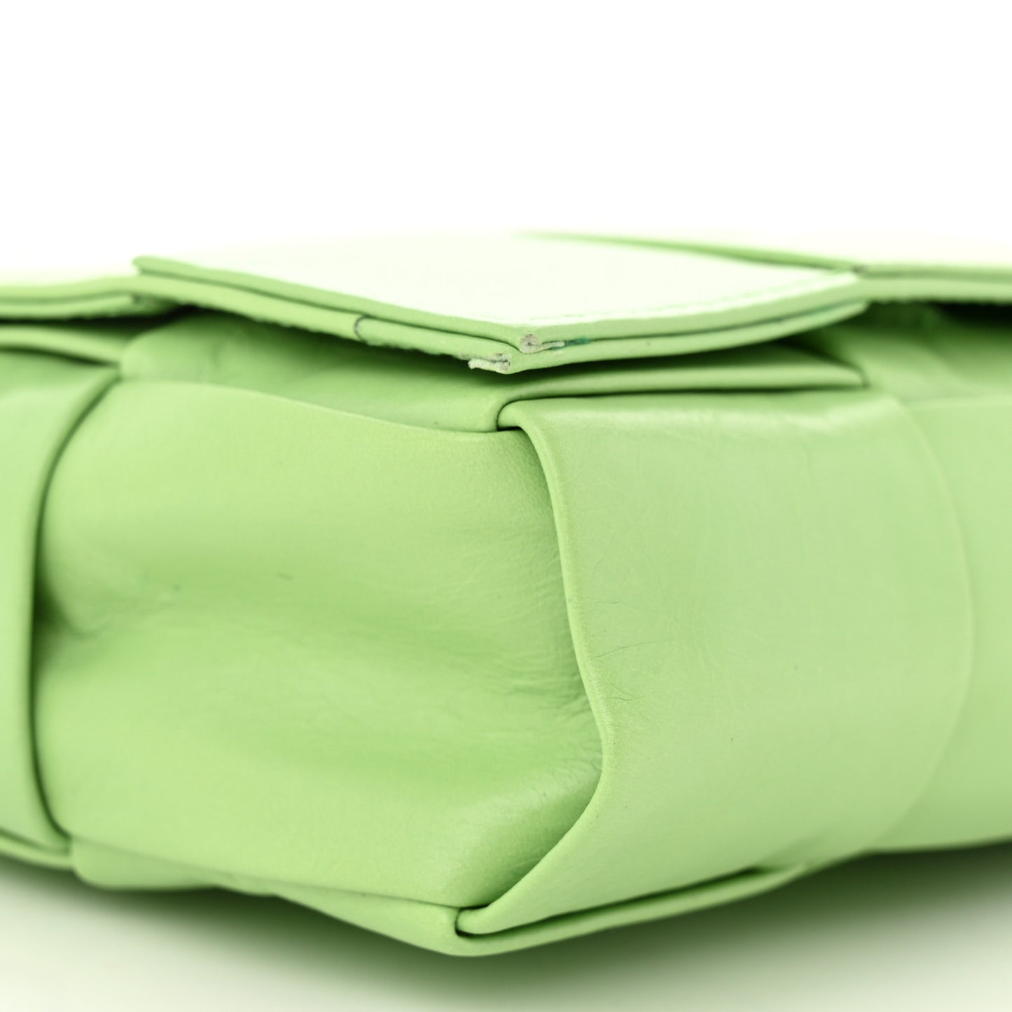 Paper Calfskin Maxi Intreccio Extra Mini Cassette Crossbody Bag Pistachio