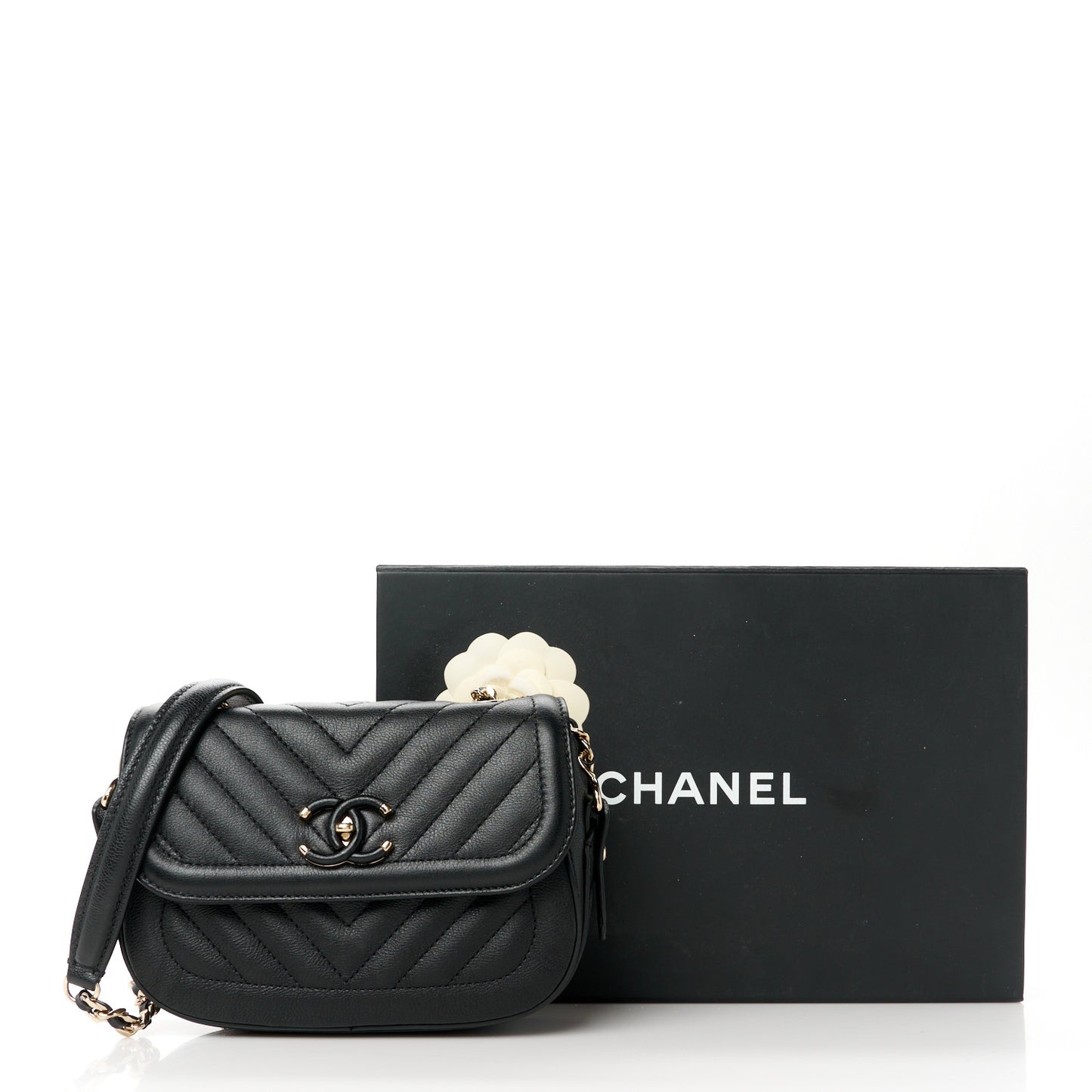 Calfskin Chevron Quilted Mini Messenger Flap Black