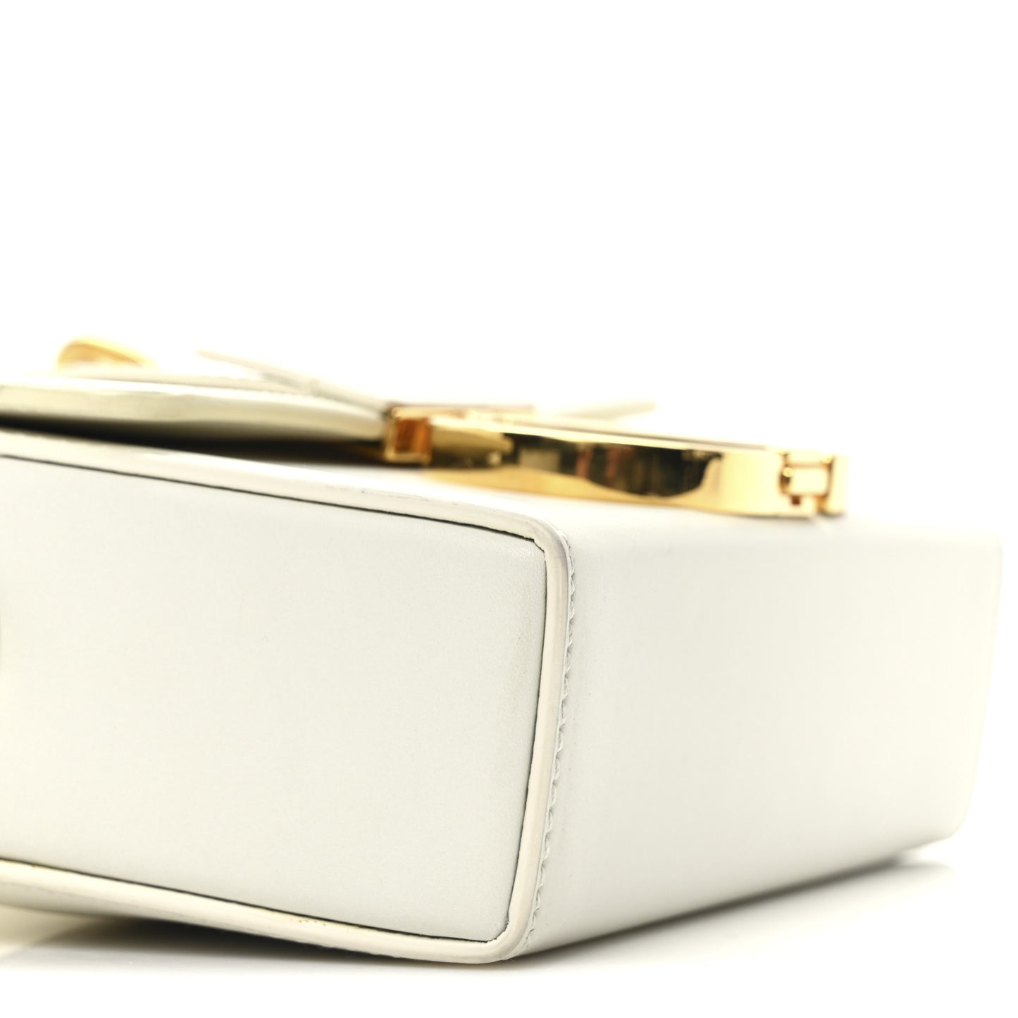 Smooth Calfskin 30 Montaigne Box Bag White