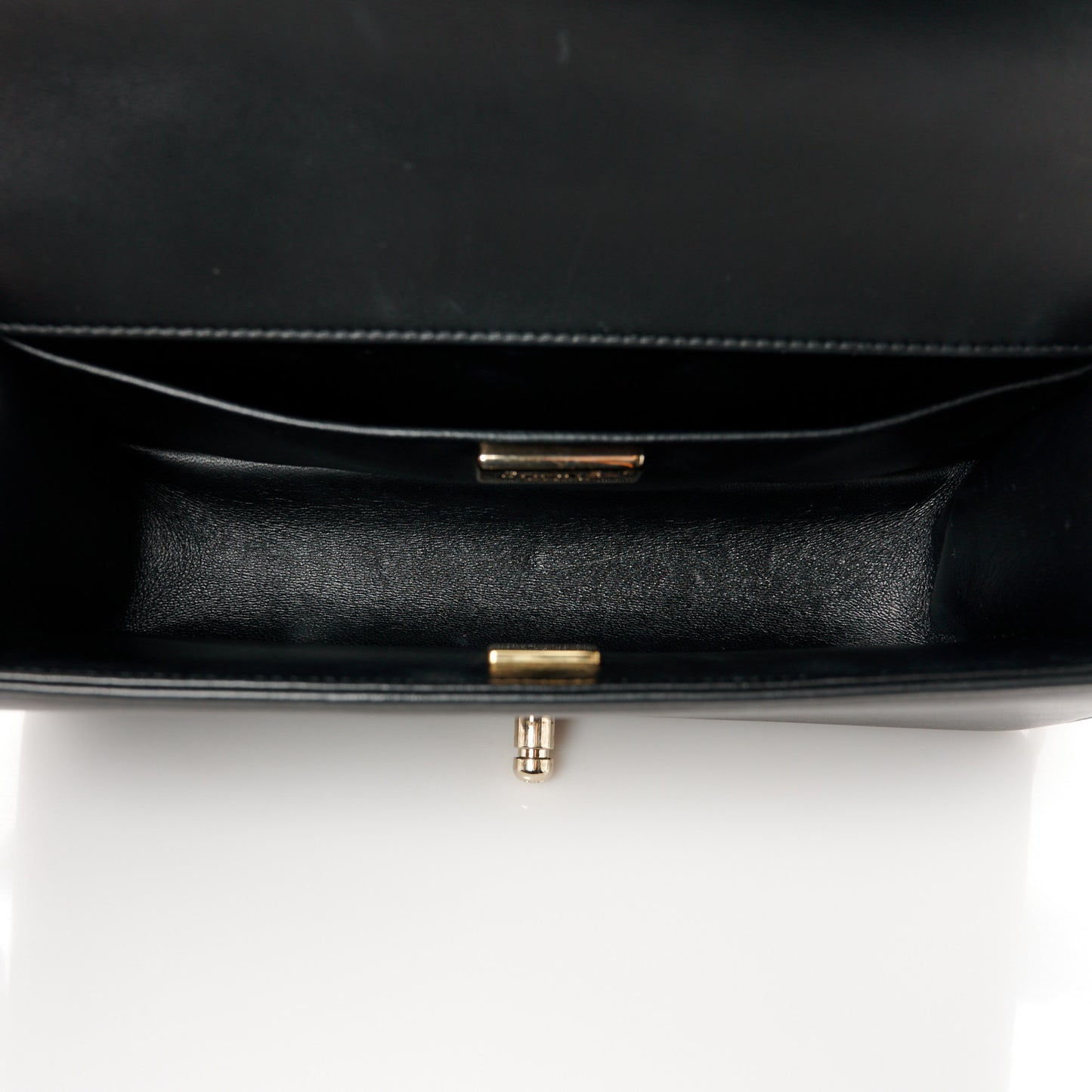 Calfskin Quilted Medium Chain Detail Boy Flap Black