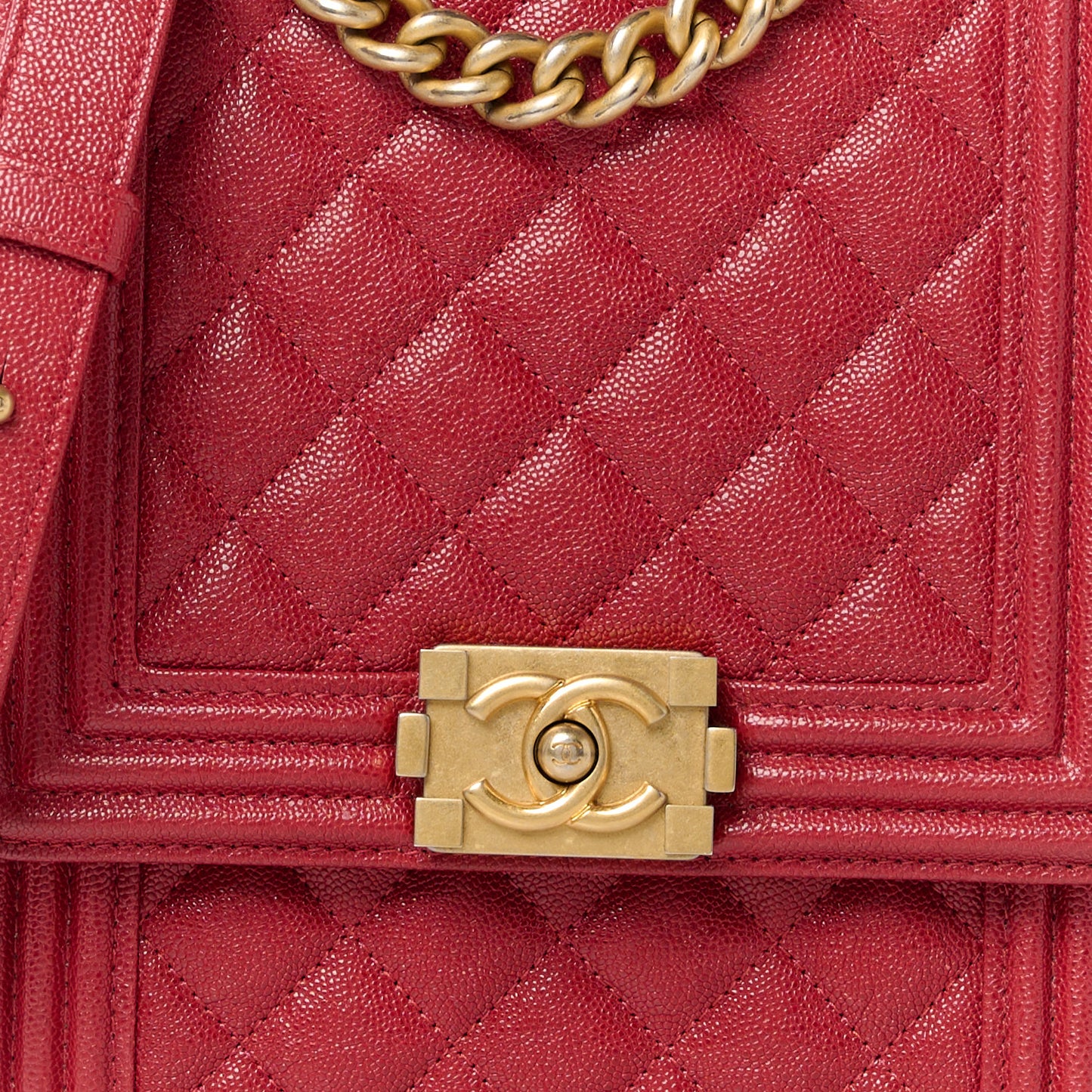 Caviar Quilted North South Boy Flap Red