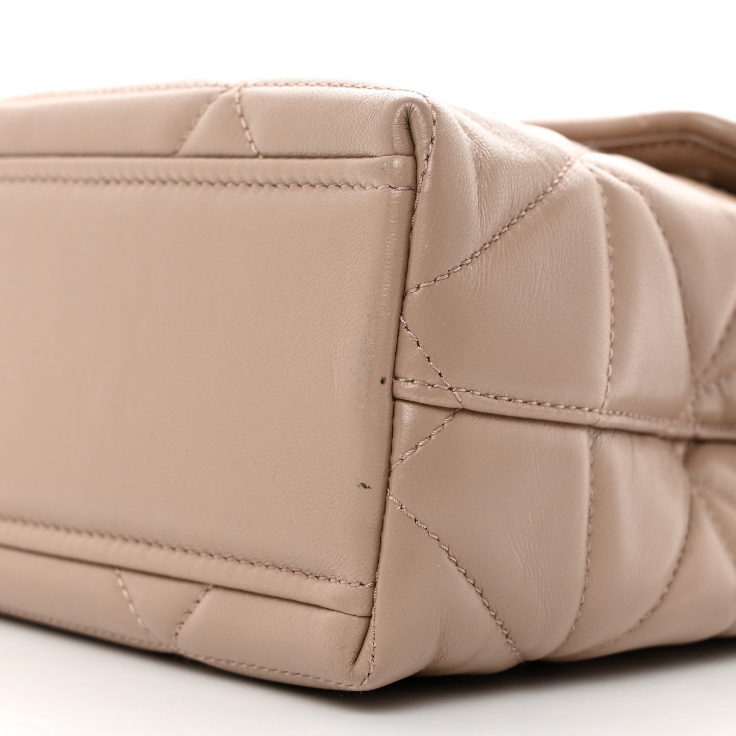 Nappa Triangle Stitched Large Spectrum Bag Cipria