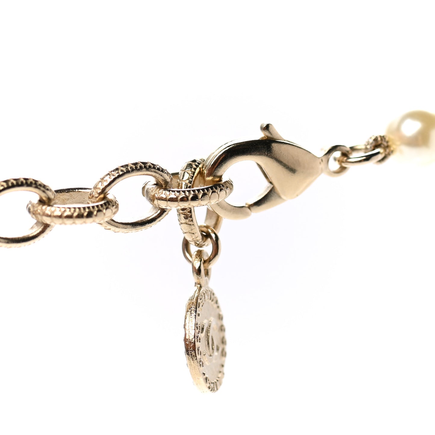 Graduated Pearl CC Short Necklace Gold