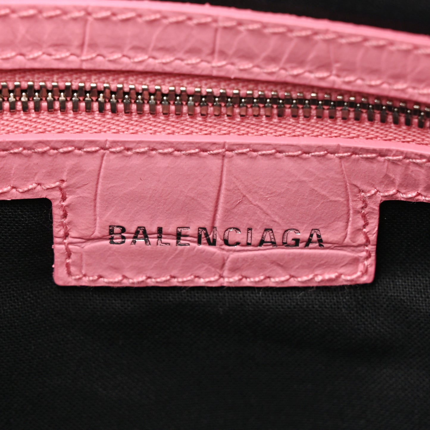 Extra Supple Calfskin Crocodile Embossed Small Le Cagole Shoulder Bag Sweet Pink