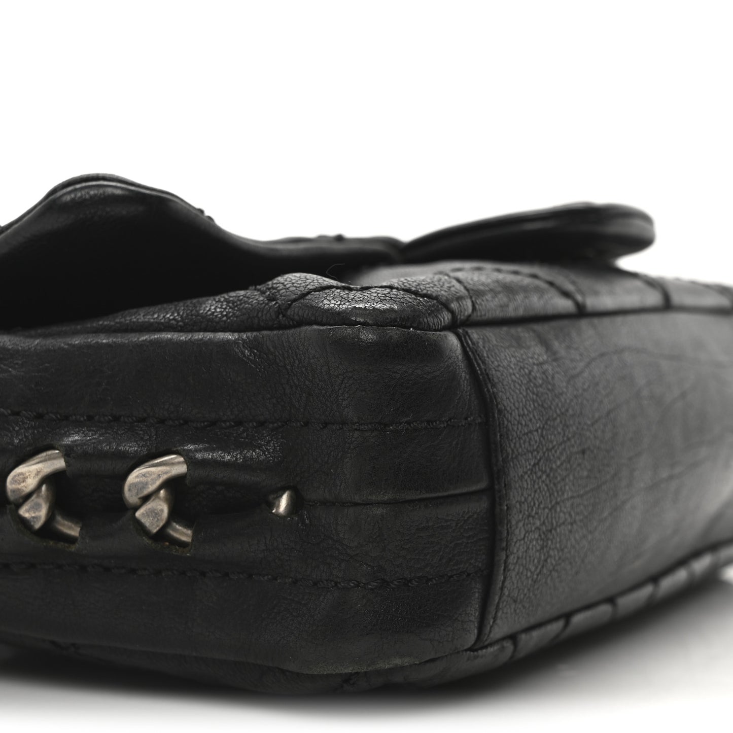 Calfskin Quilted Medium Modern Chain Flap Black