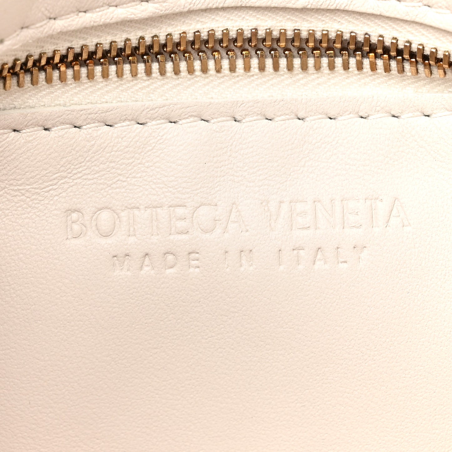 Lambskin Maxi Intreccio Padded Chain Cassette Crossbody Bag White