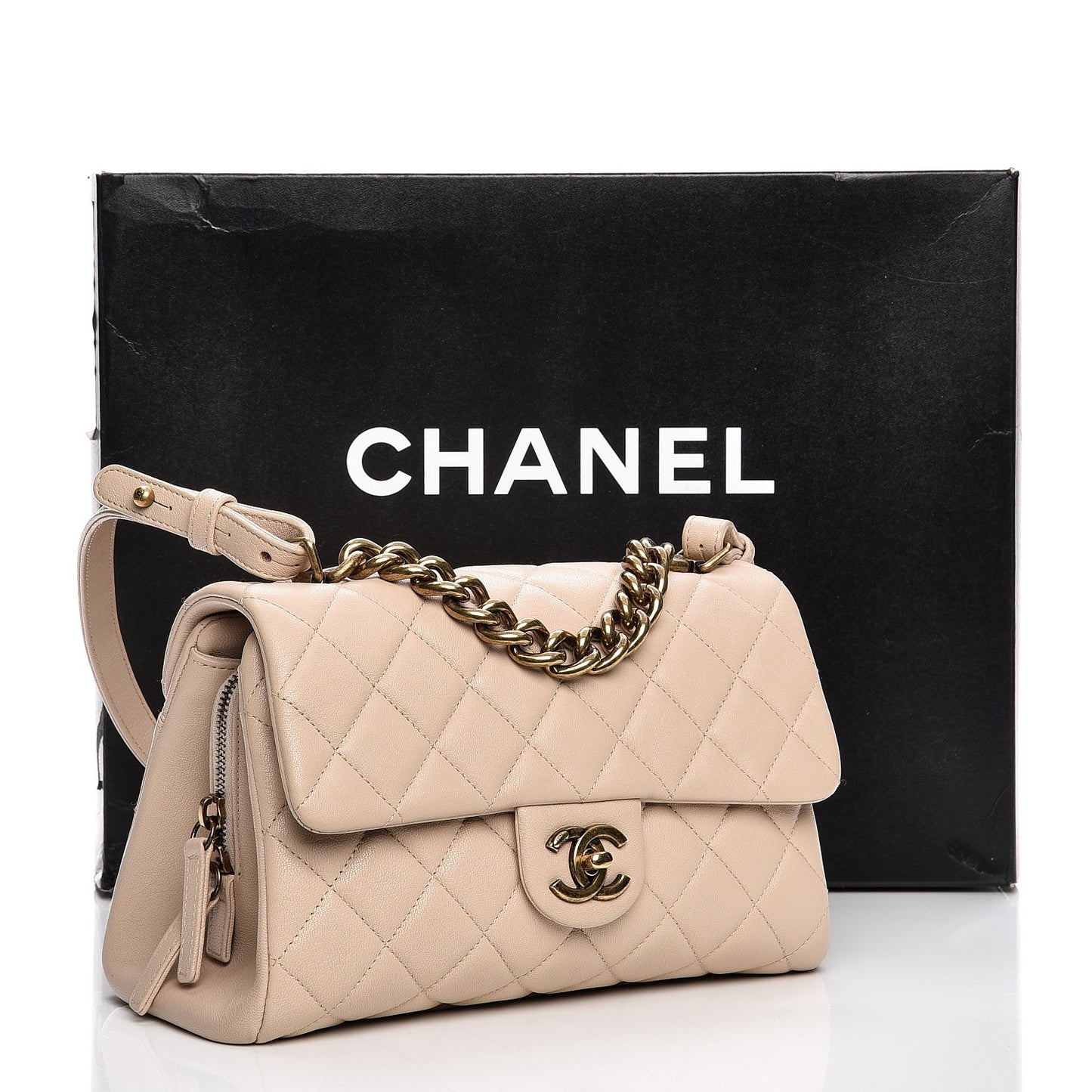 Shiny Sheepskin Quilted Small Trapezio Flap Beige