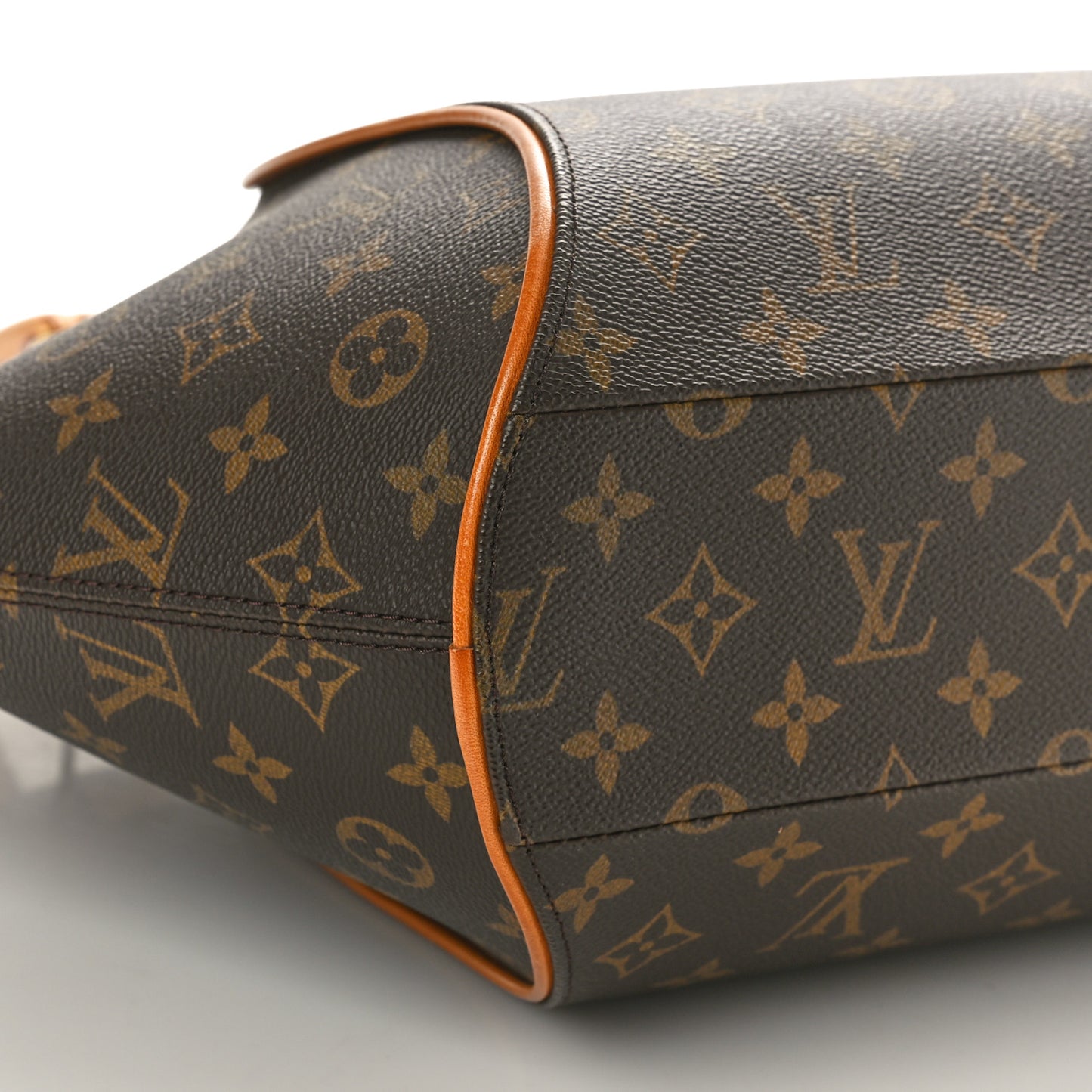 Monogram Ellipse MM