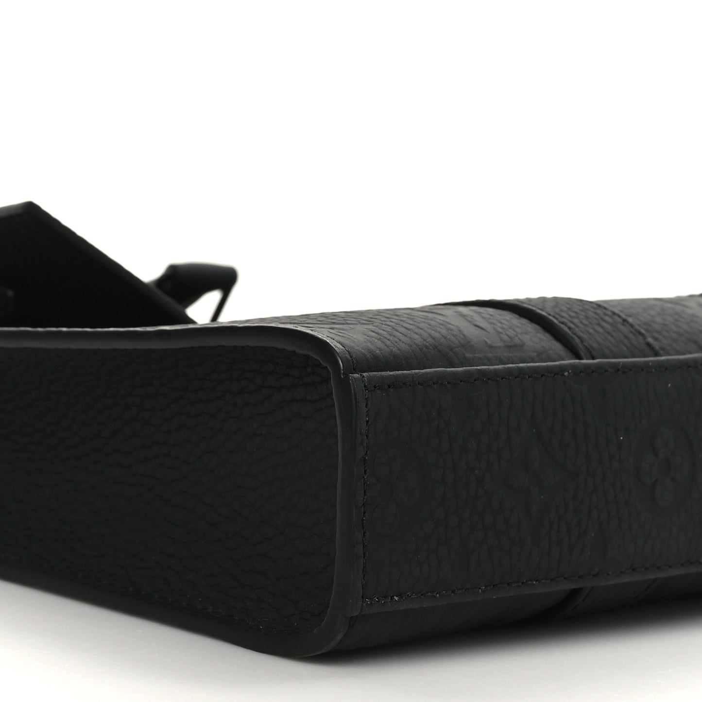 Taurillon Monogram Sac Plat Cross Black