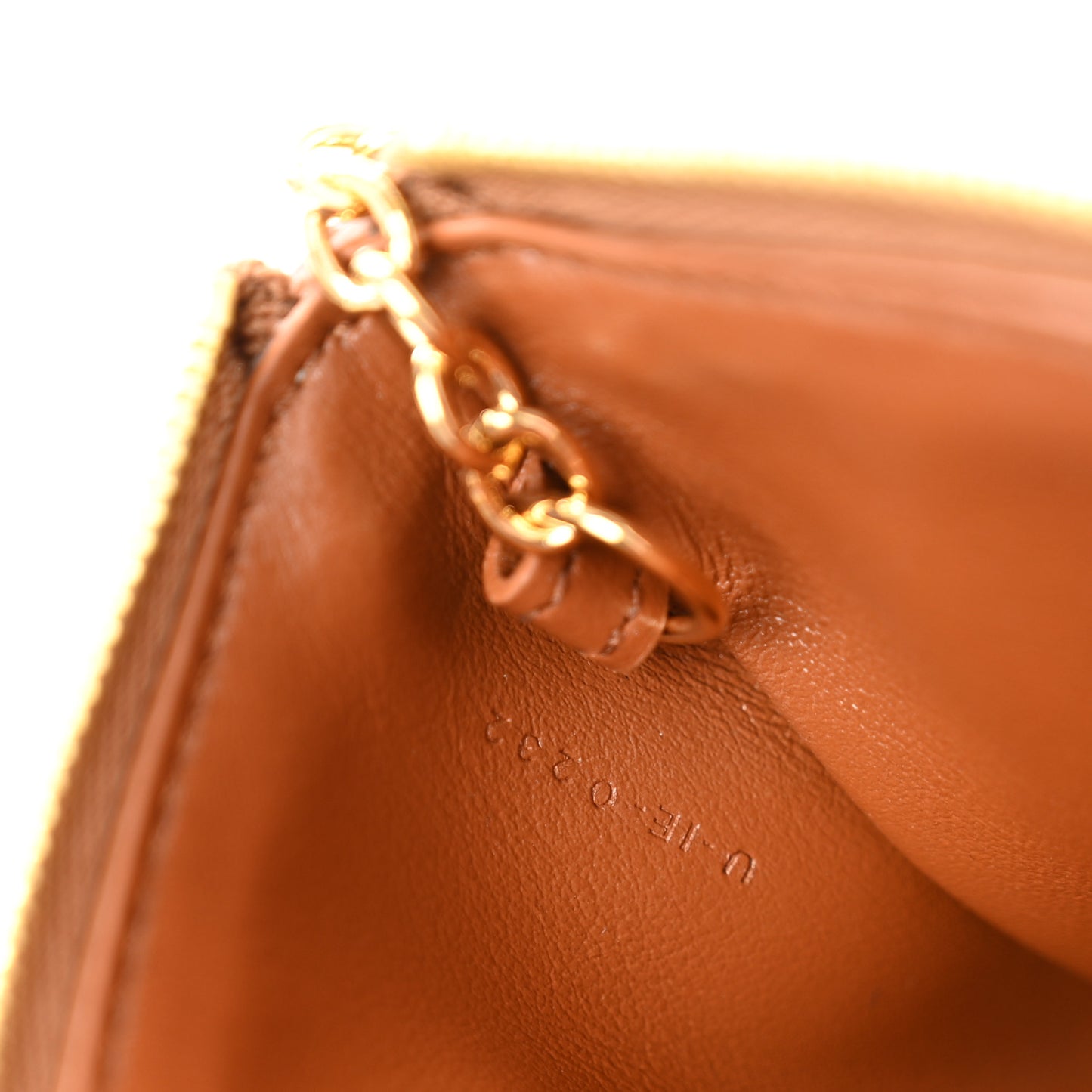 Smooth Calfskin Cuir Triomphe Coin and Card Pouch With Hook Tan