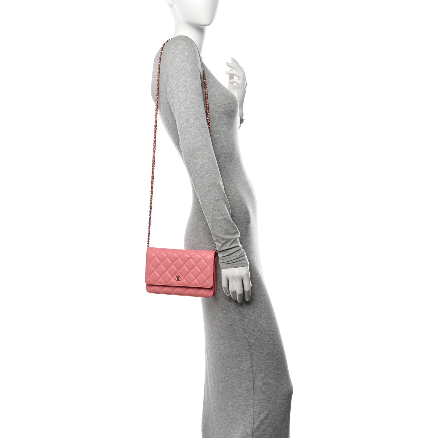 Caviar Quilted Wallet on Chain WOC Coral Pink