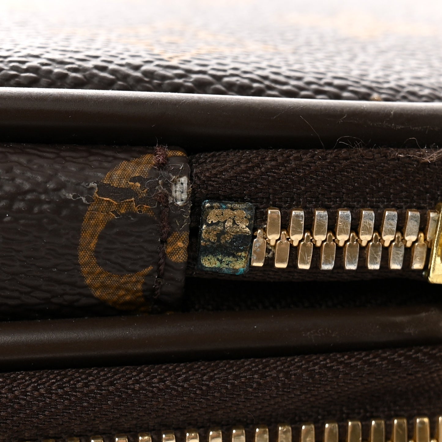 Monogram Pegase Legere Business