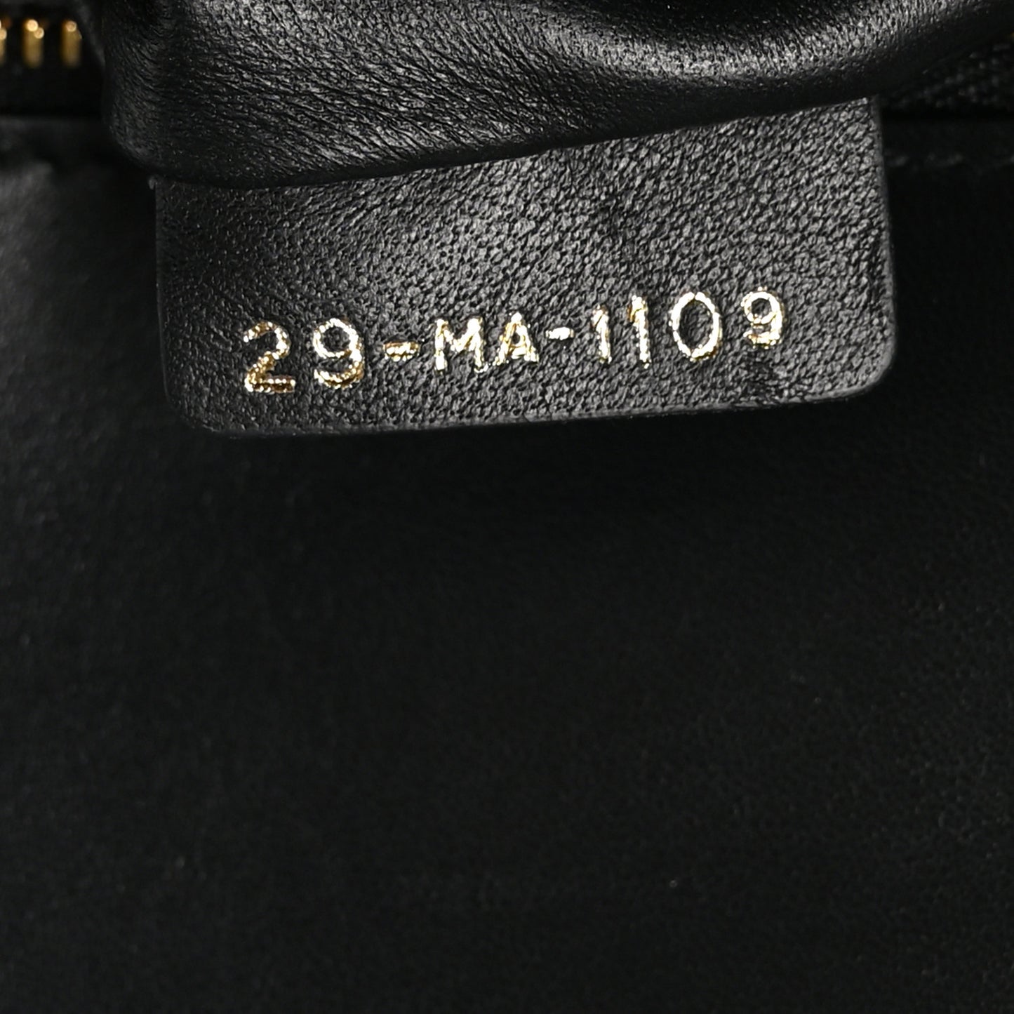 Box Calfskin 30 Montaigne Flap Bag Black