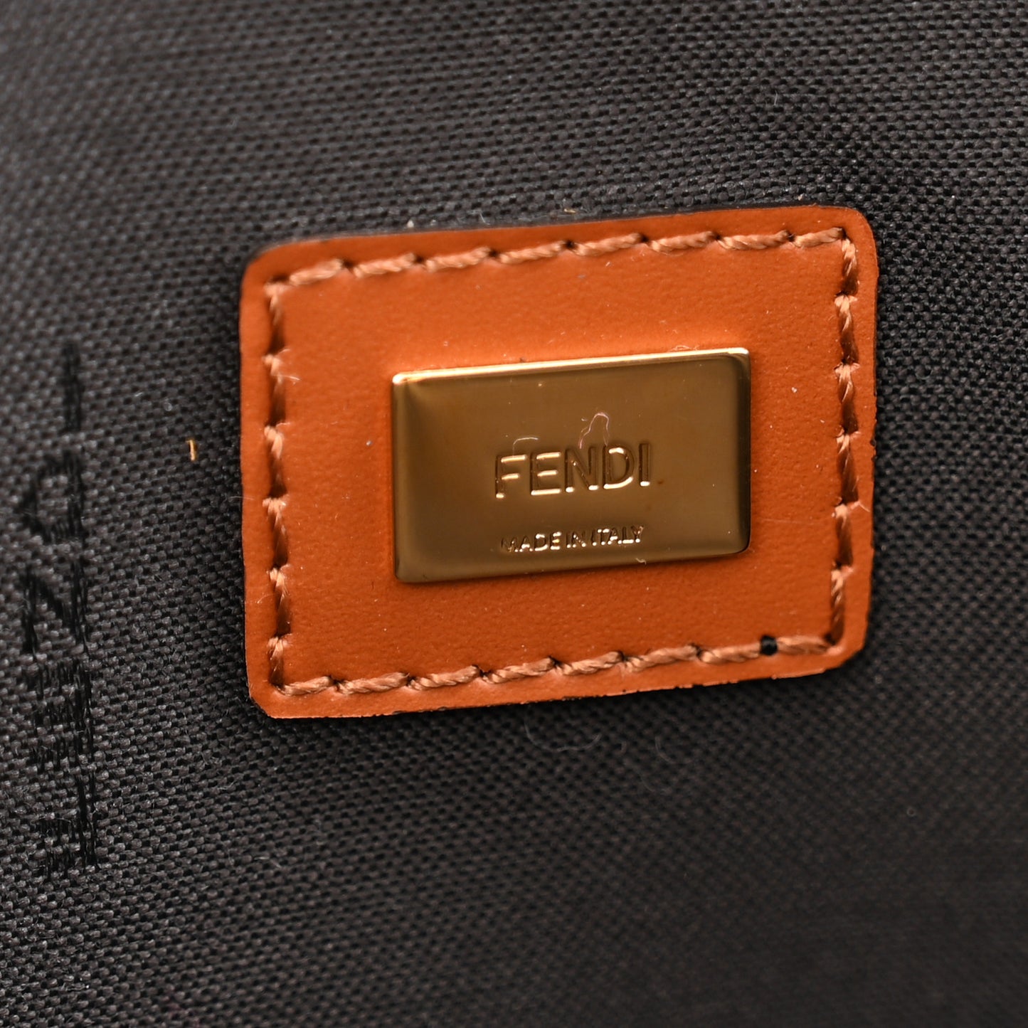 Vitello King Logo Embossed Large Flat Pouch Cuoio