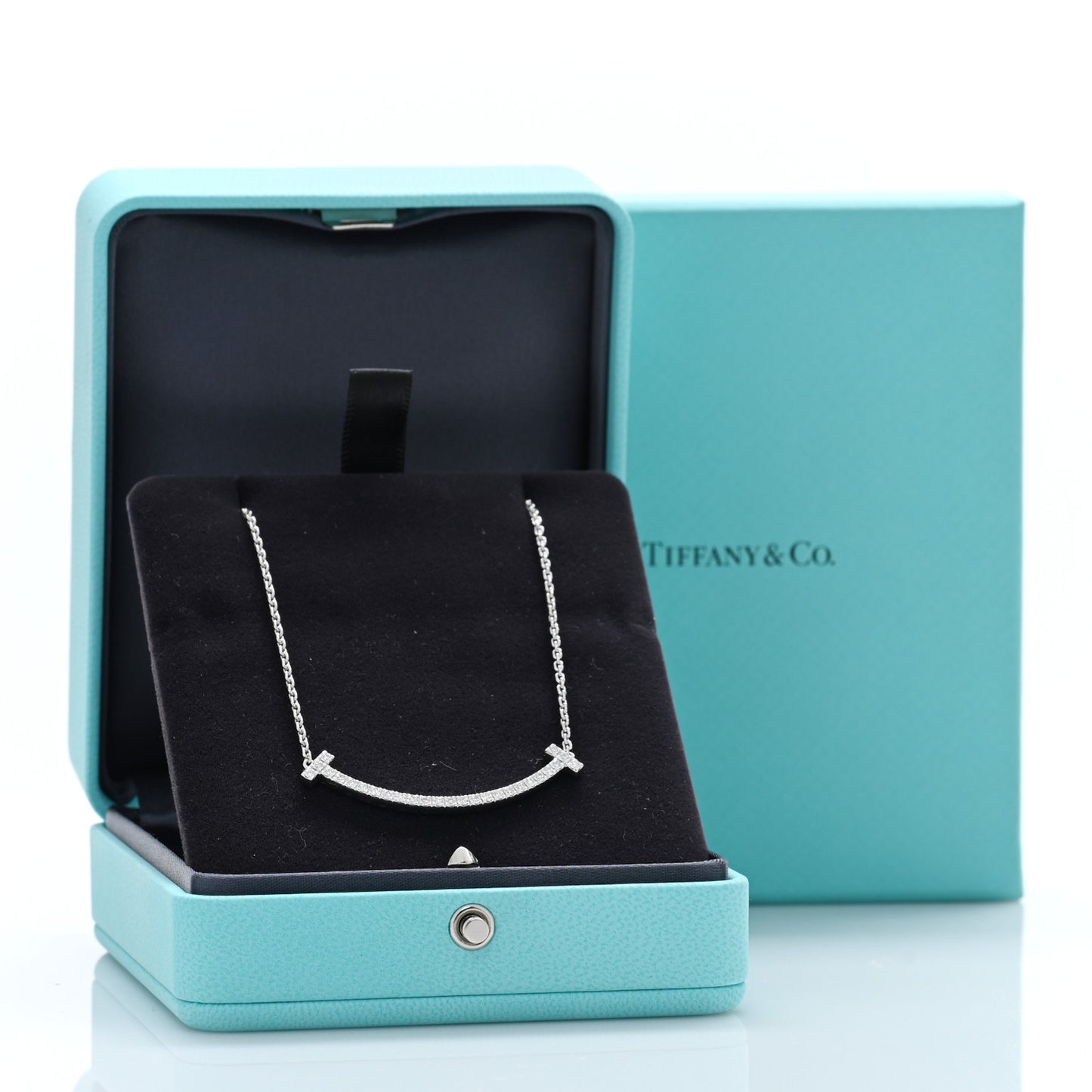 18K White Gold Diamond Medium Smile Pendant Necklace