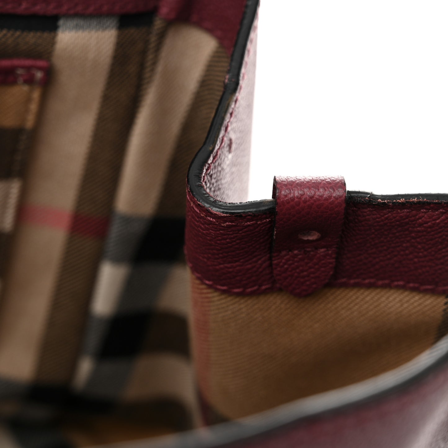 Soft Grain Medium Buckle Tote Dark Plum