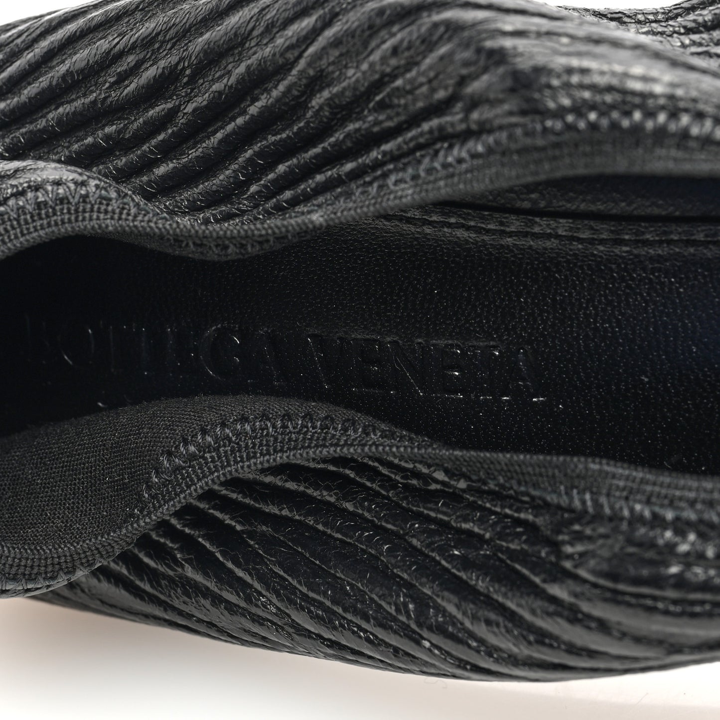 Crunch Calfskin Sharpei Pumps 41 Black