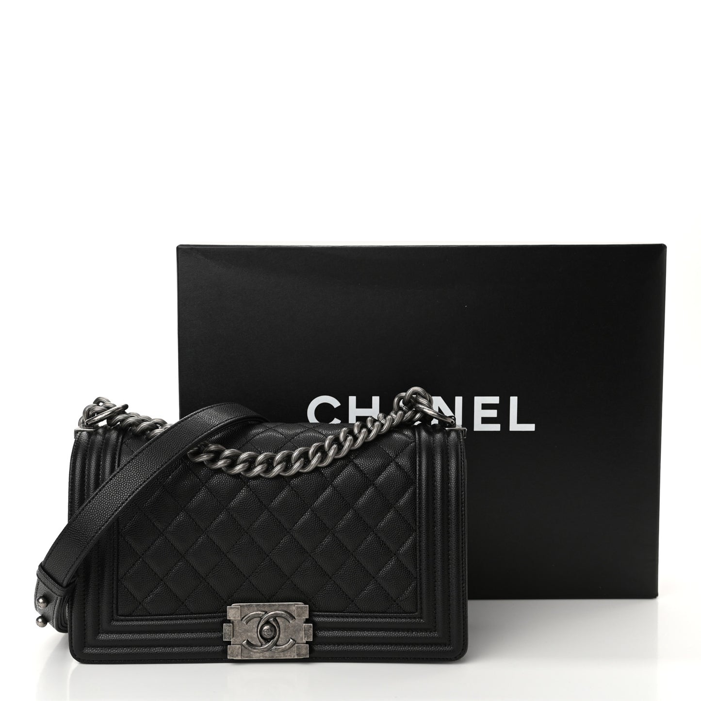 Caviar Quilted Medium Boy Flap Black