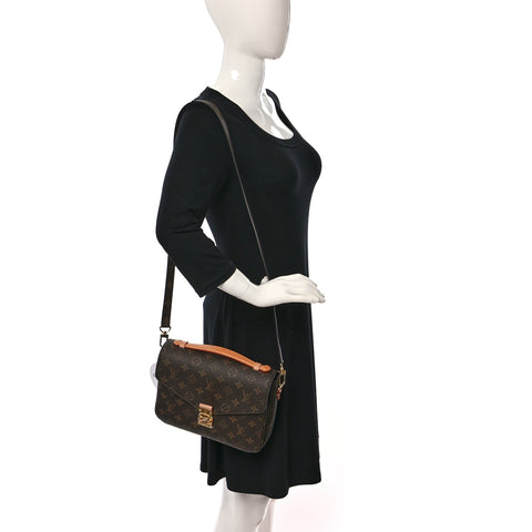Monogram Pochette Metis