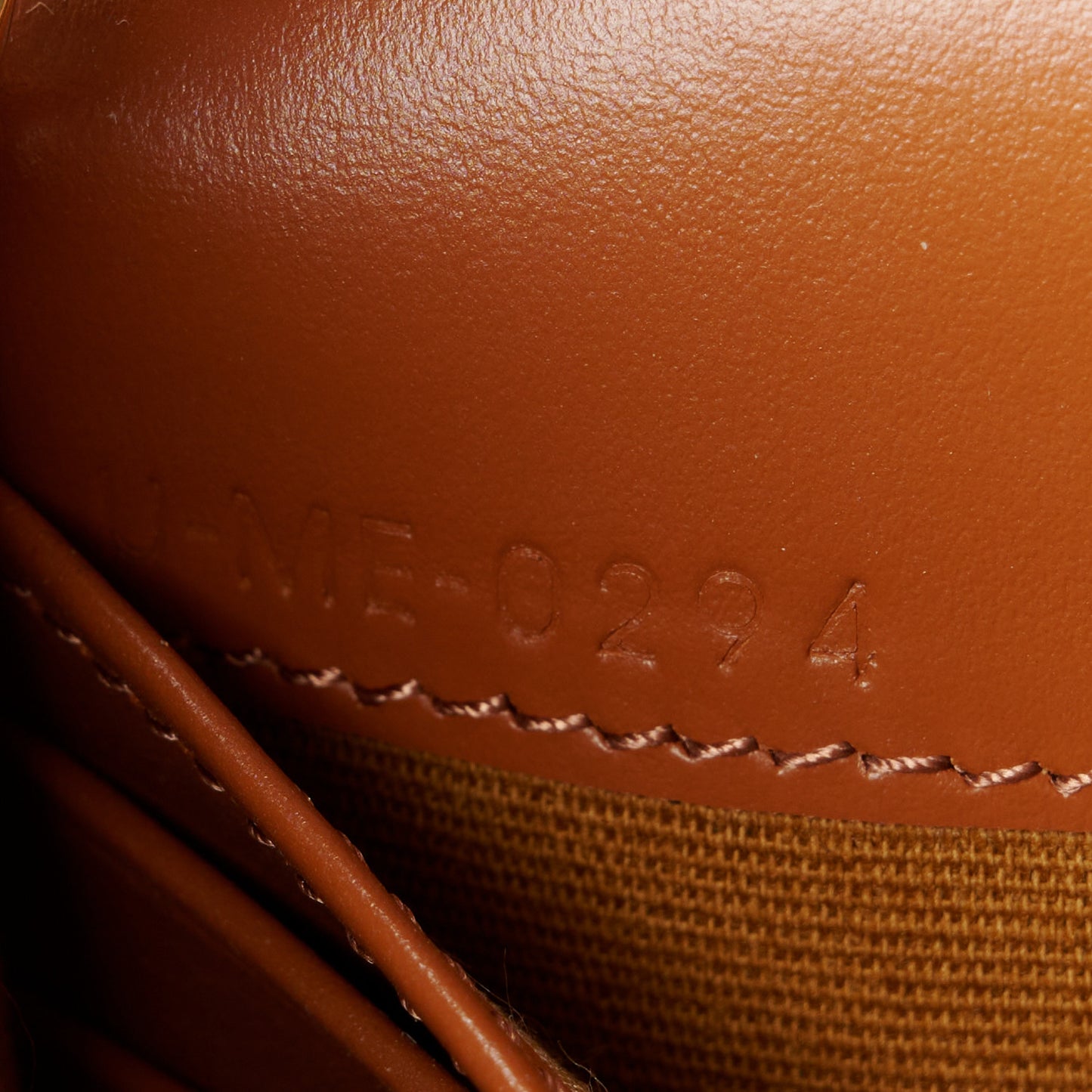 Triomphe Canvas Calfskin Margo Wallet on Chain Tan