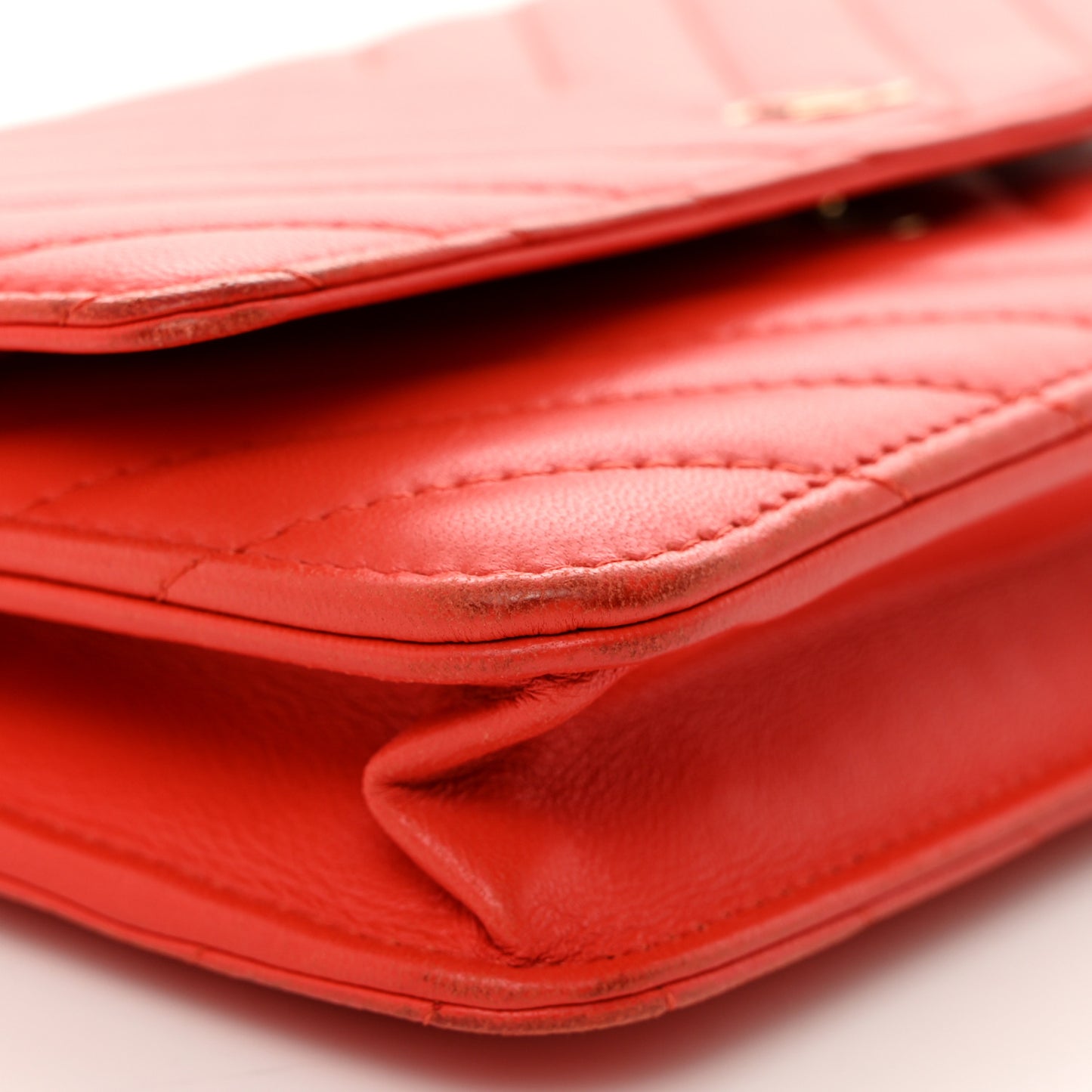 Lambskin Chevron Quilted Wallet On Chain WOC Red