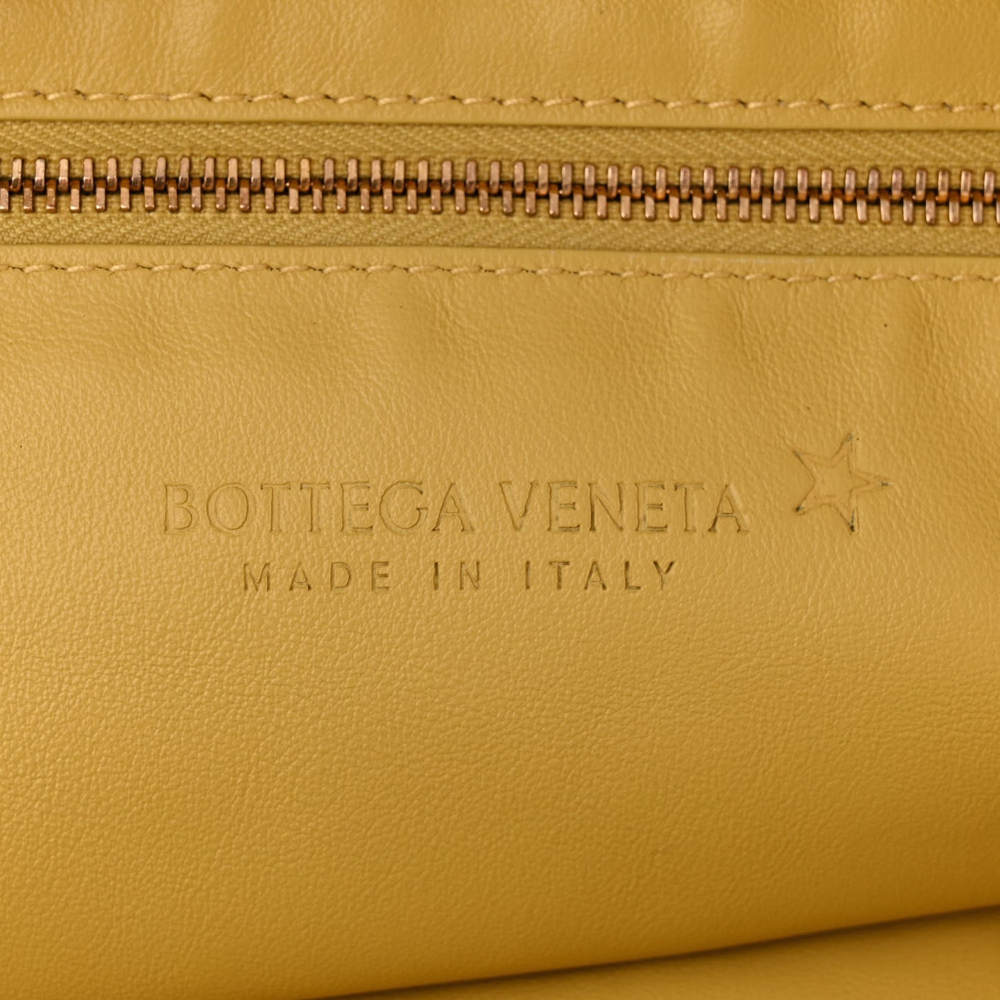 Nappa Intrecciato Medium Jodie Corn