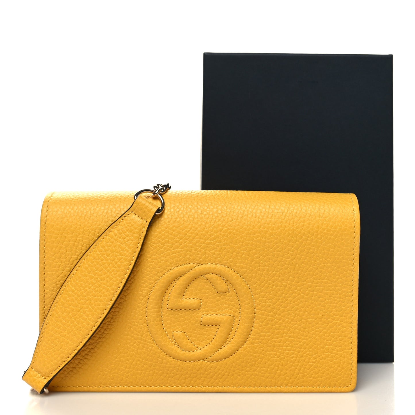 Pebbled Calfskin Soho Wallet On Chain New Buttercup