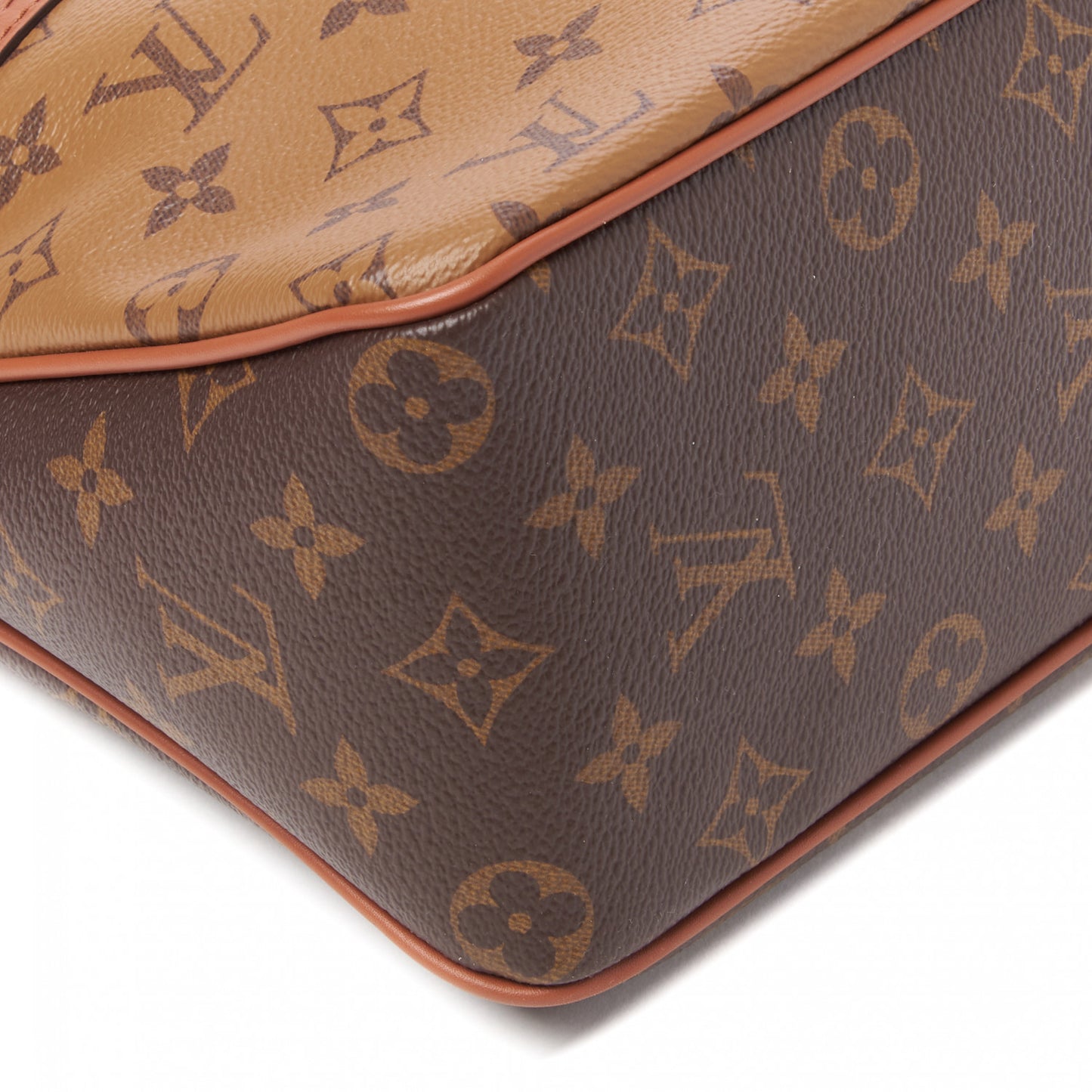 Reverse Monogram Dauphine Hobo PM