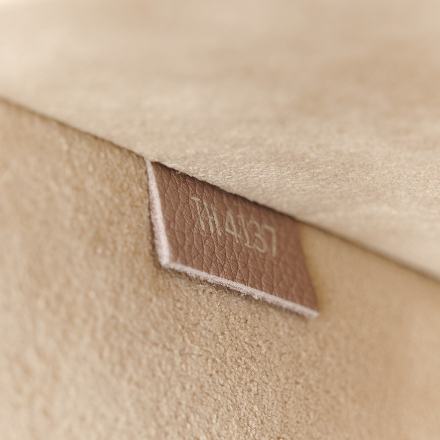 Calfskin Pochette Jour PM Clutch Taupe