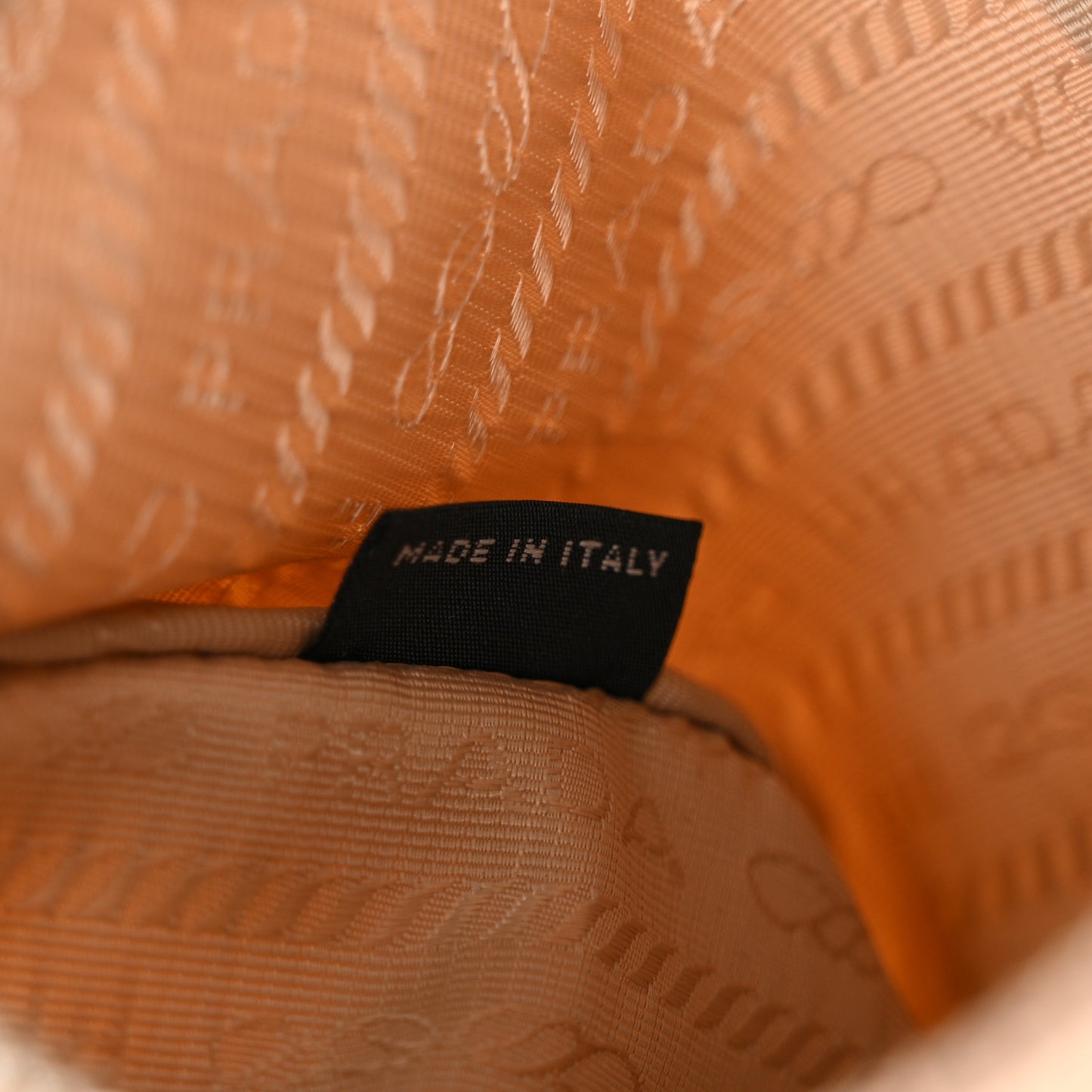 Re-Nylon Saffiano Mini Re-Edition 2005 Bag Cammeo
