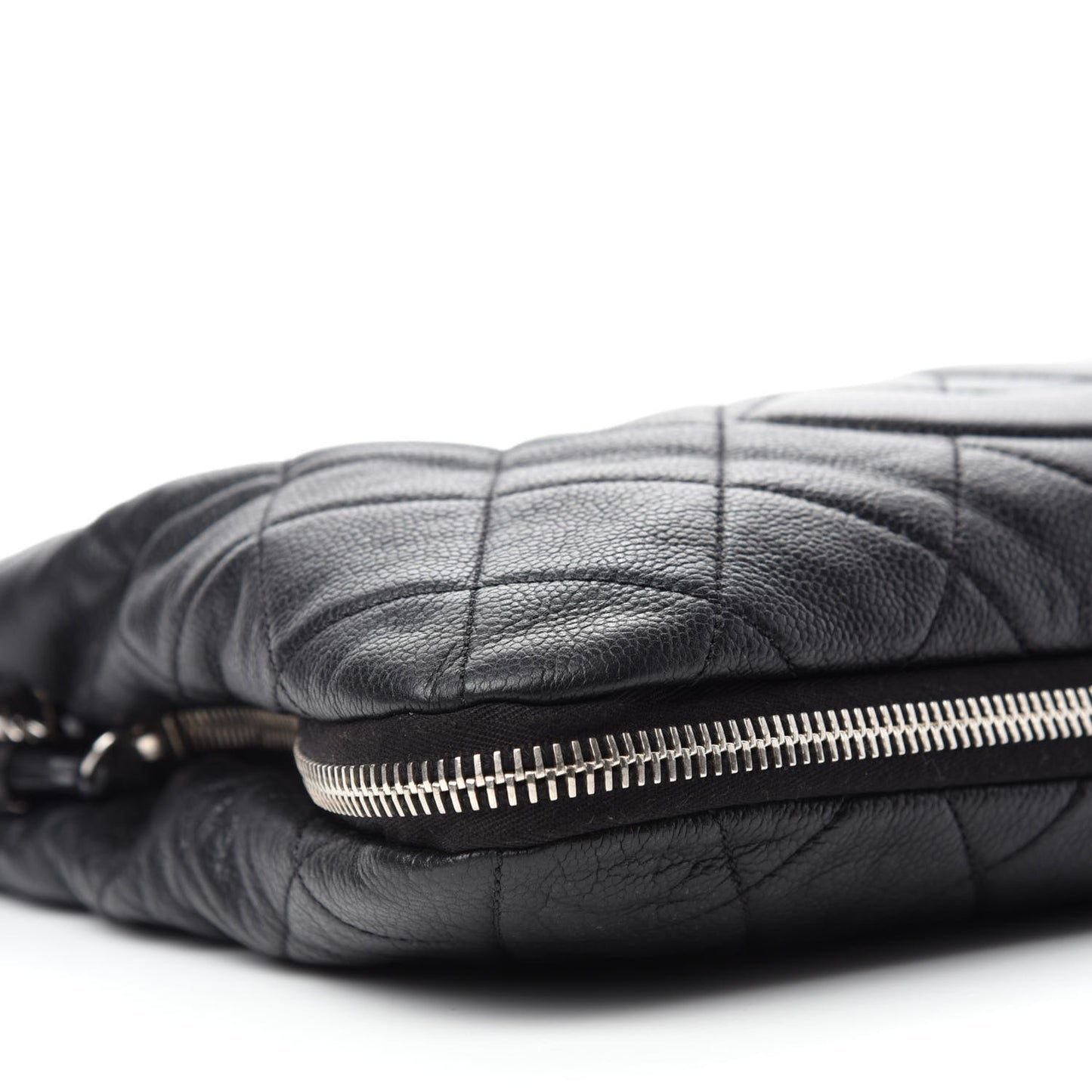 Caviar Quilted Expandable Zip Shoulder Bag Black