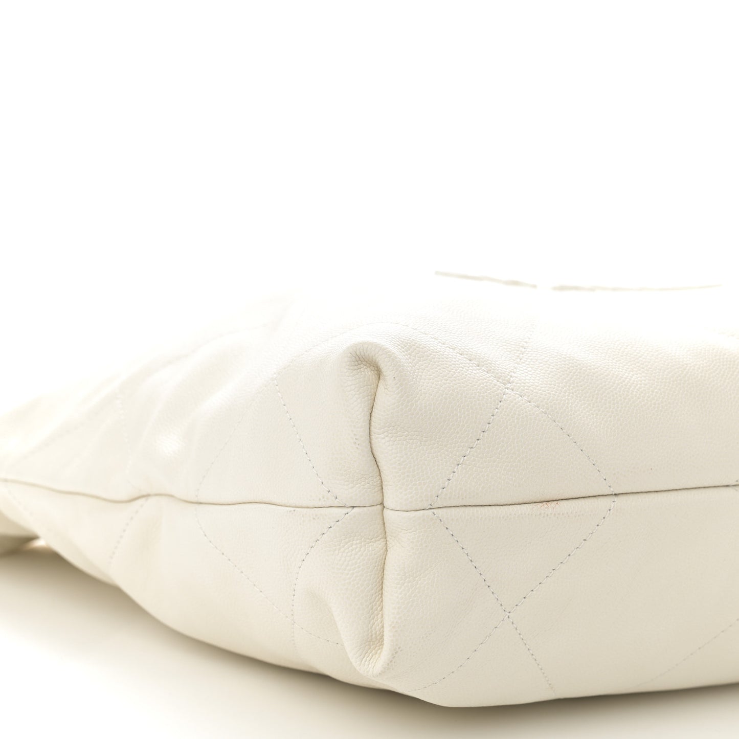 Shiny Caviar Quilted Monochrome Small Chanel 22 White