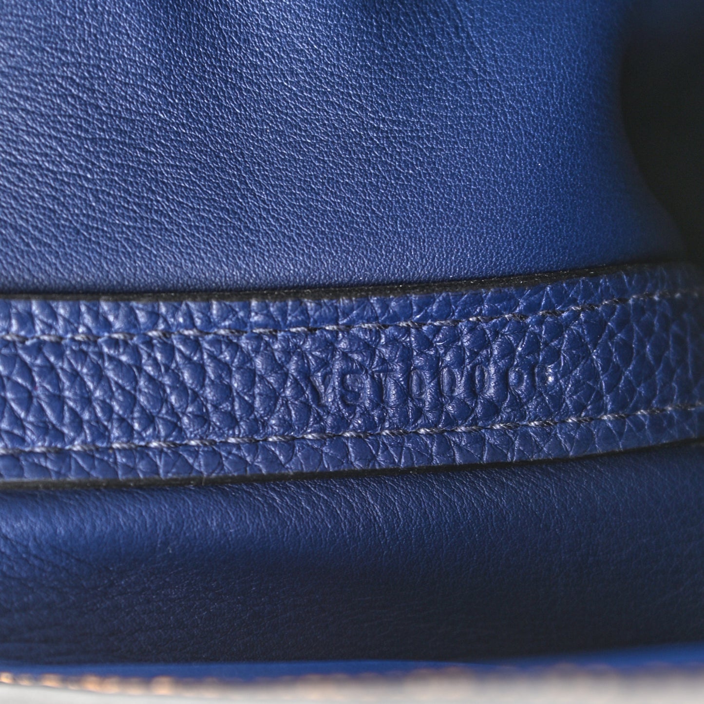 Taurillon Maurice Swift 24/24 29 Bleu Nuit Gold