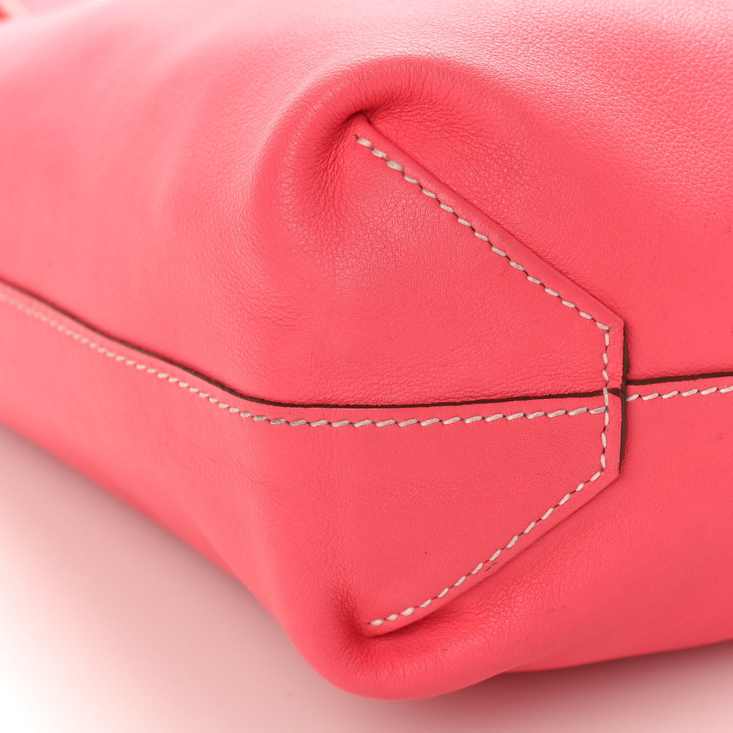Veau Sikkim Swift Double Sens 28 Reversible Tote Peony Sanguine