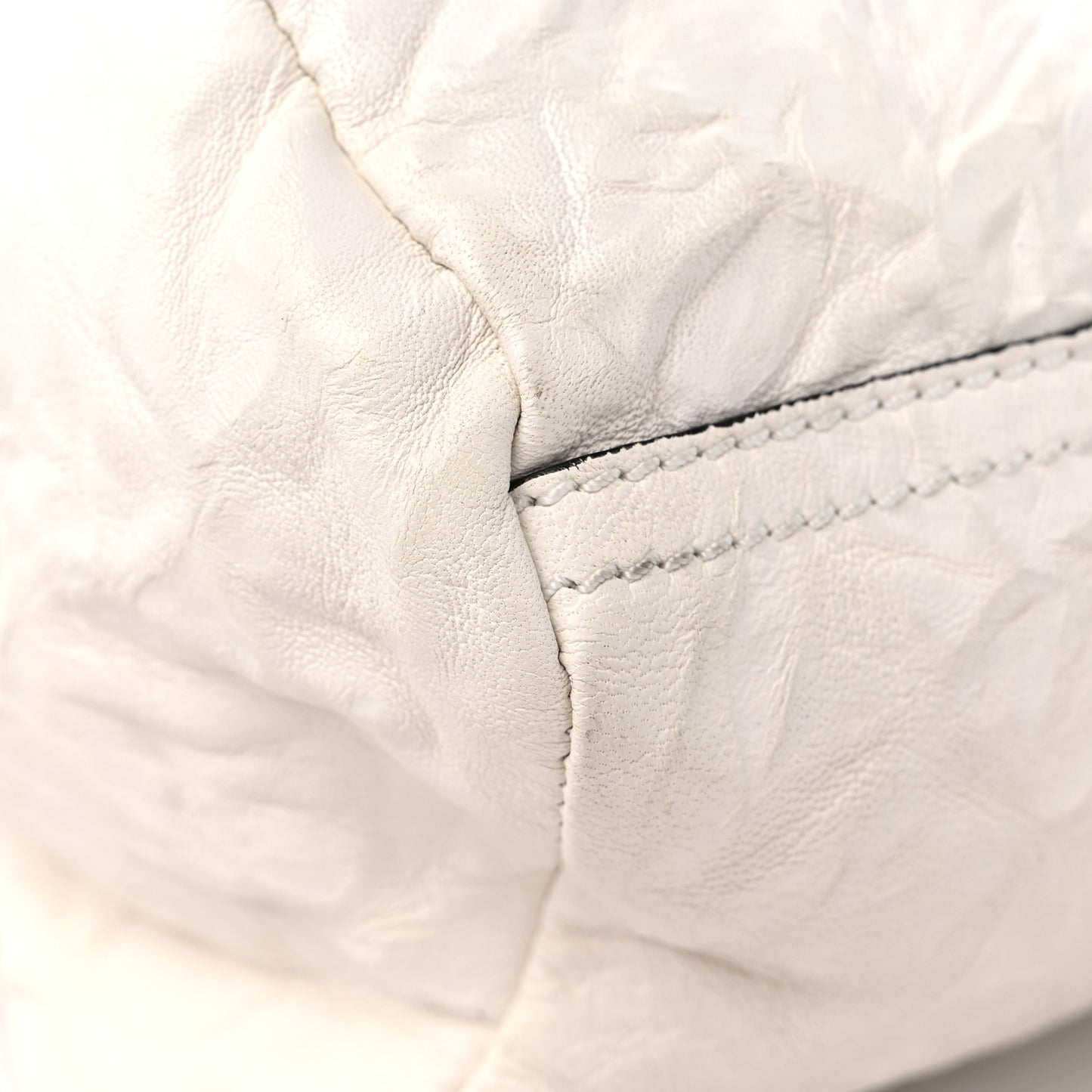 Tumbled Sheepskin Small Pandora Ivory