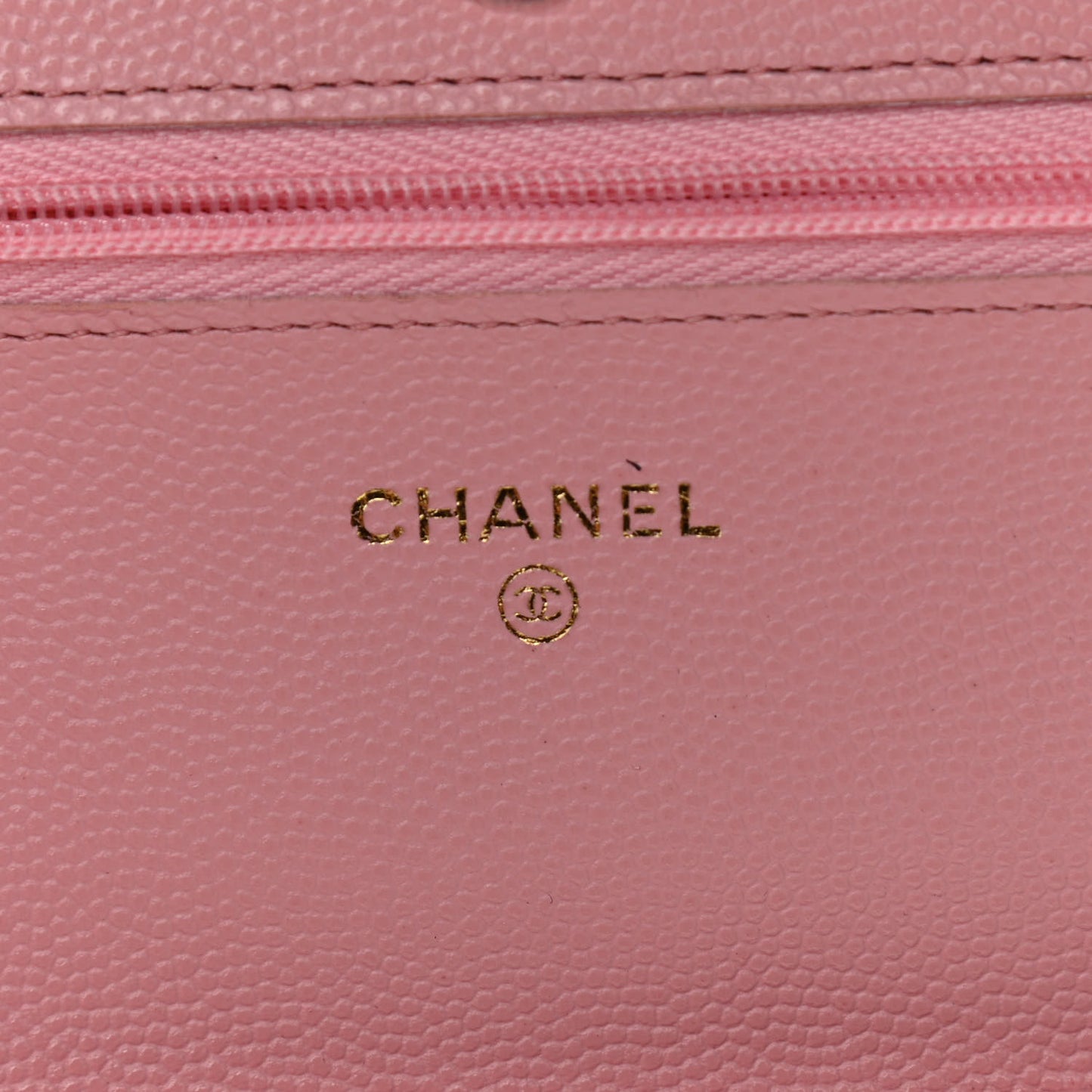 Caviar Quilted Wallet On Chain WOC Light Pink