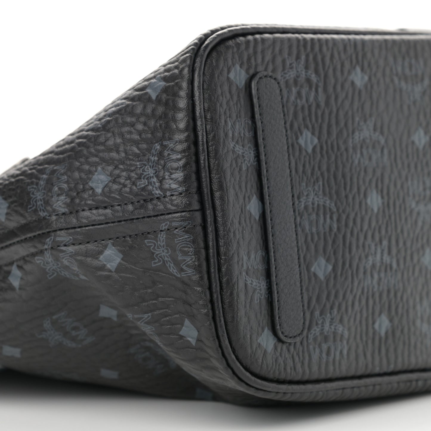 Visetos Medium Liz Reversible Shopper Tote Black