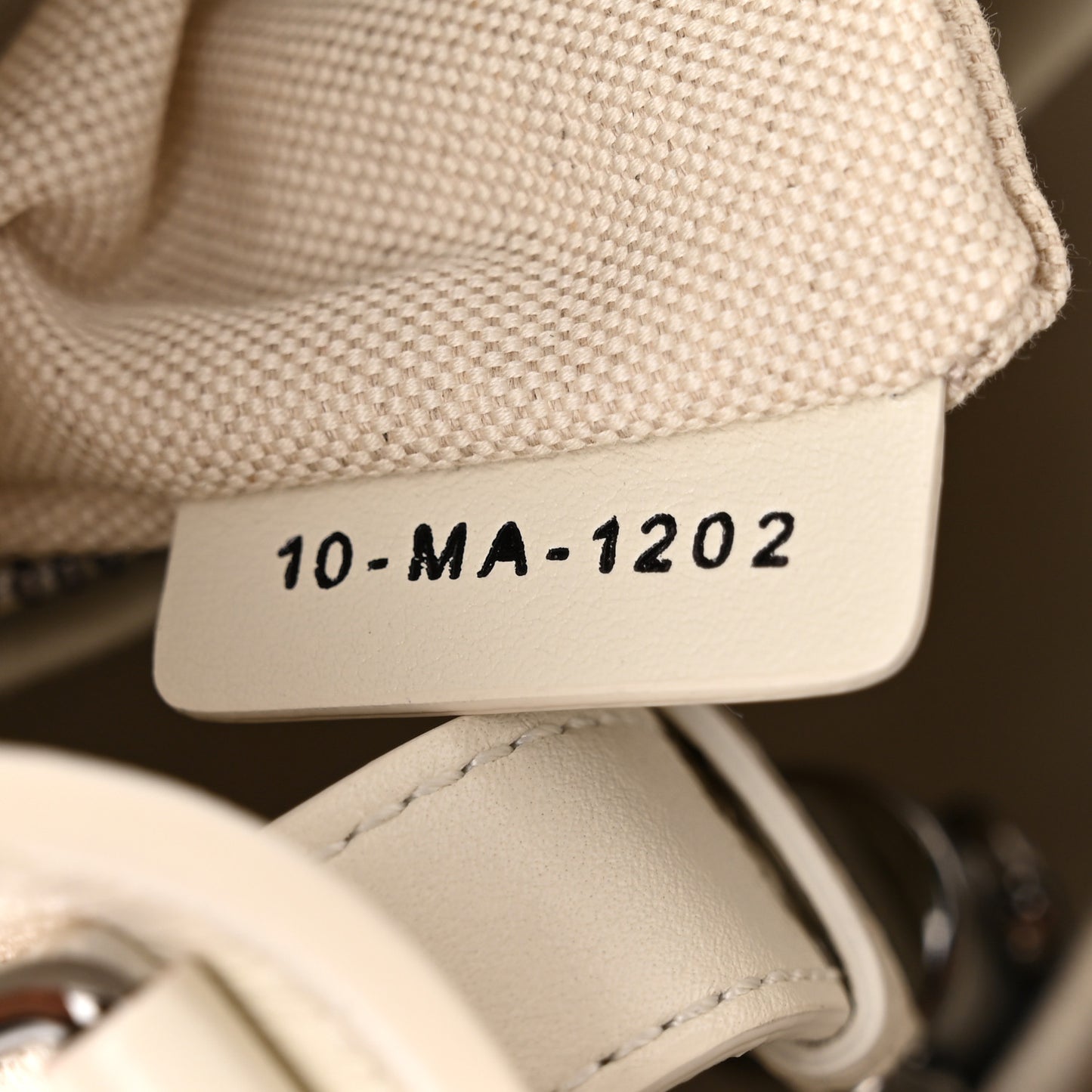 Calfskin Cannage Small The Lady 95.22 Ivory