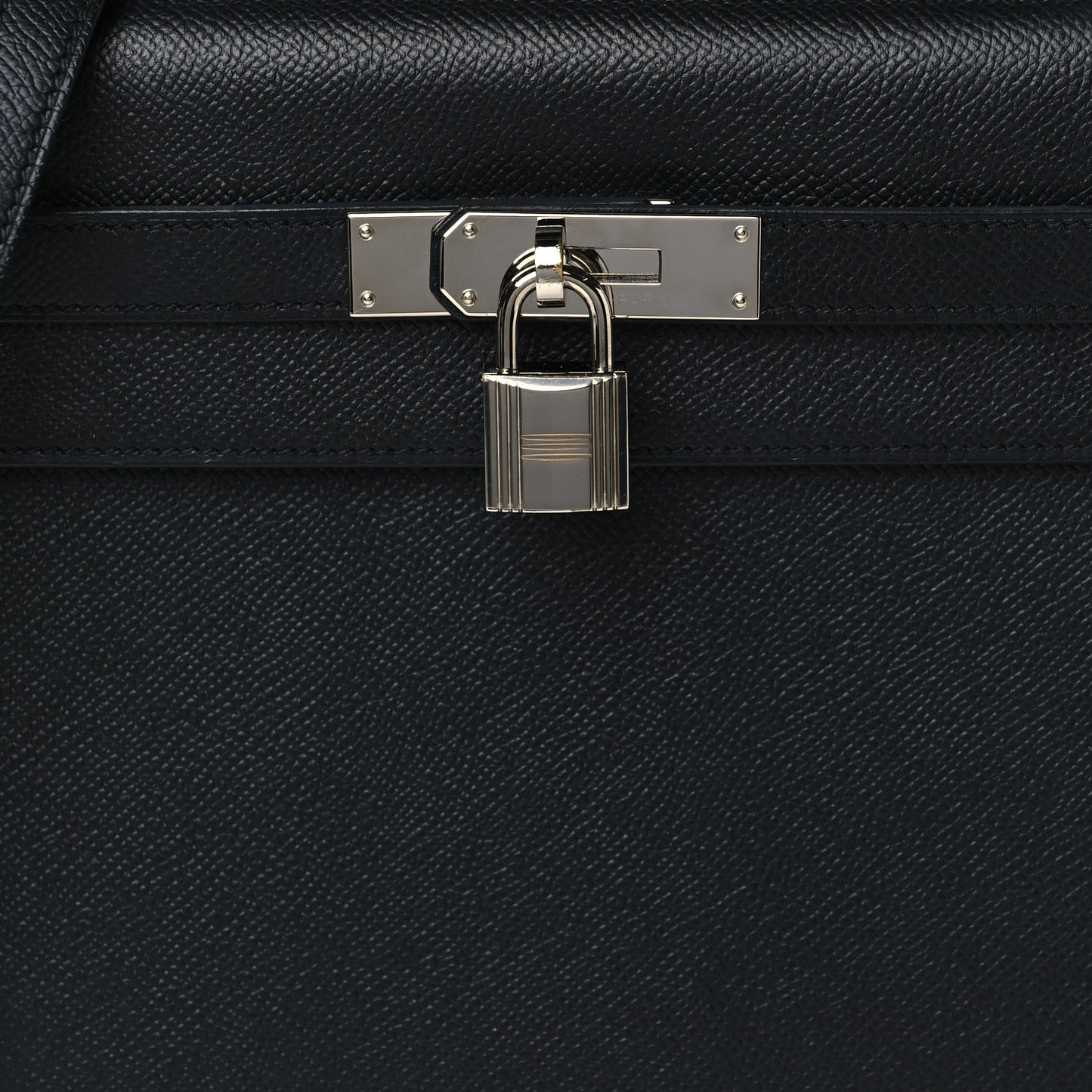 Epsom Kelly Sellier 32 Black