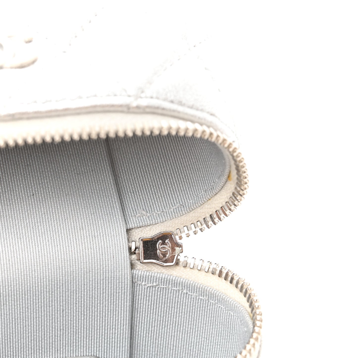 Metallic Lambskin Quilted Phone Holder With Chain Silver