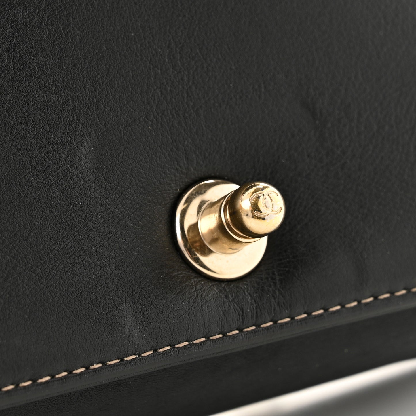 Metallic Goatskin Calfskin Medium Boy Flap Gold Black