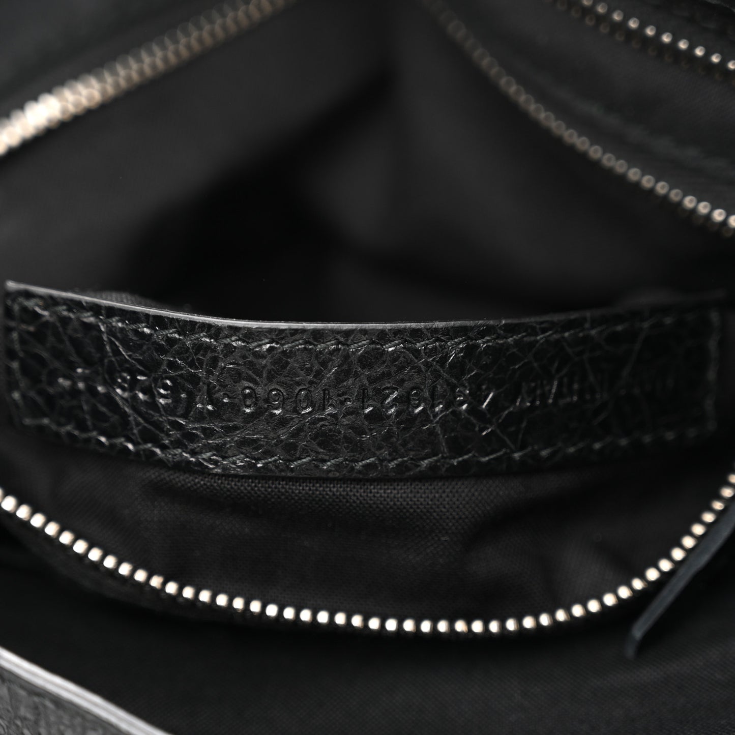 Agneau Classic Silver Hardware S City Logo Strap Black White