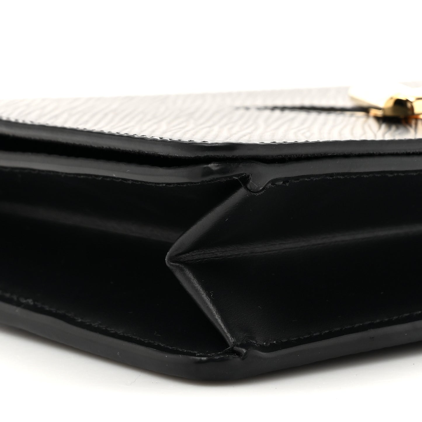 Epi Twist Belt Chain Wallet Black