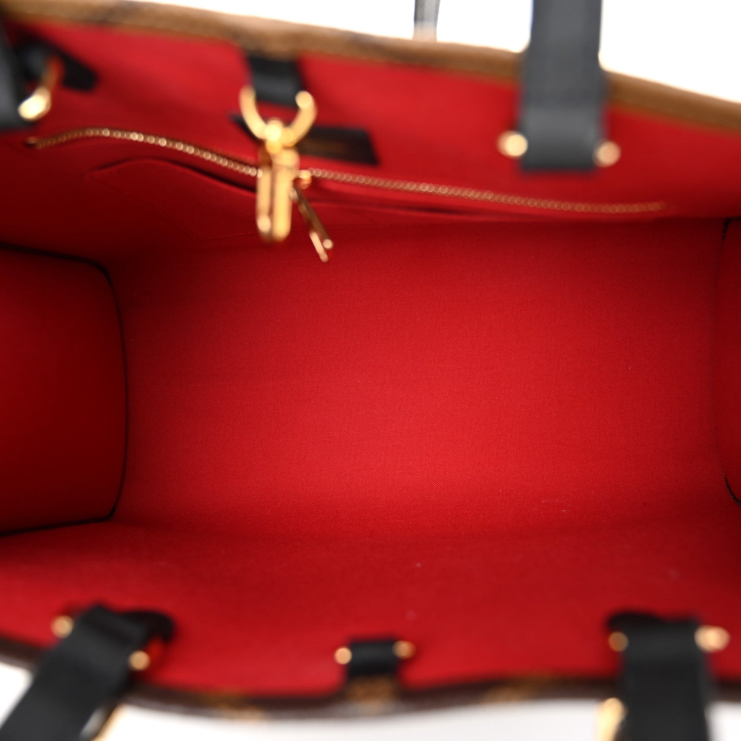 Louis Vuitton Reverse Monogram Giant Onthego MM 5 of 9