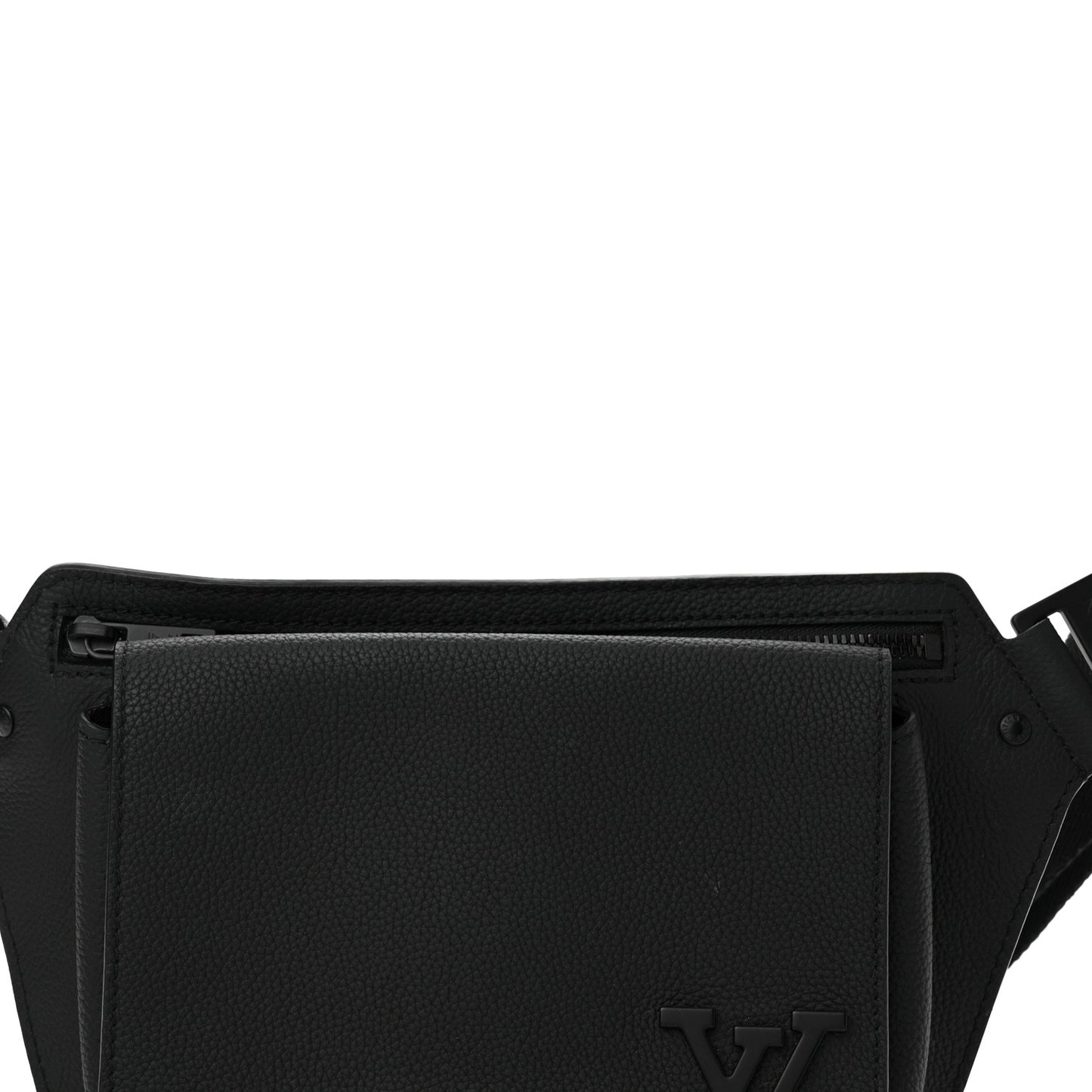 Grained Calfskin Aerogram Takeoff Sling Black